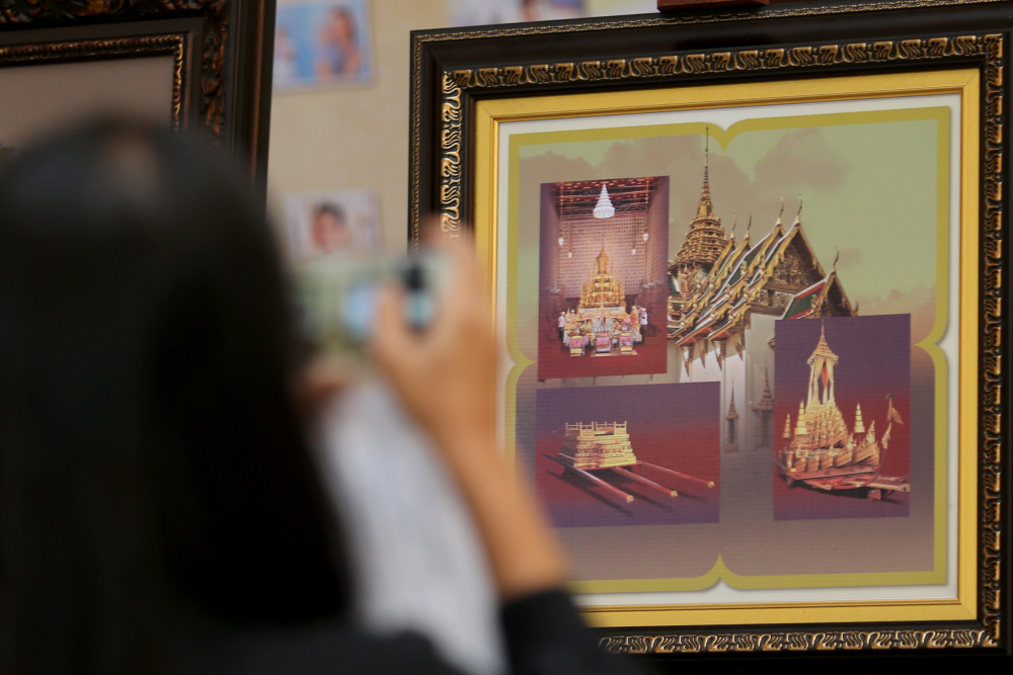 Special stamps to commemorate late King