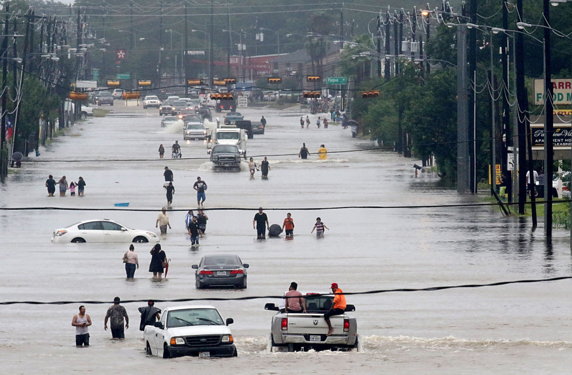 30,000 expected in shelters following storm Harvey: FEMA