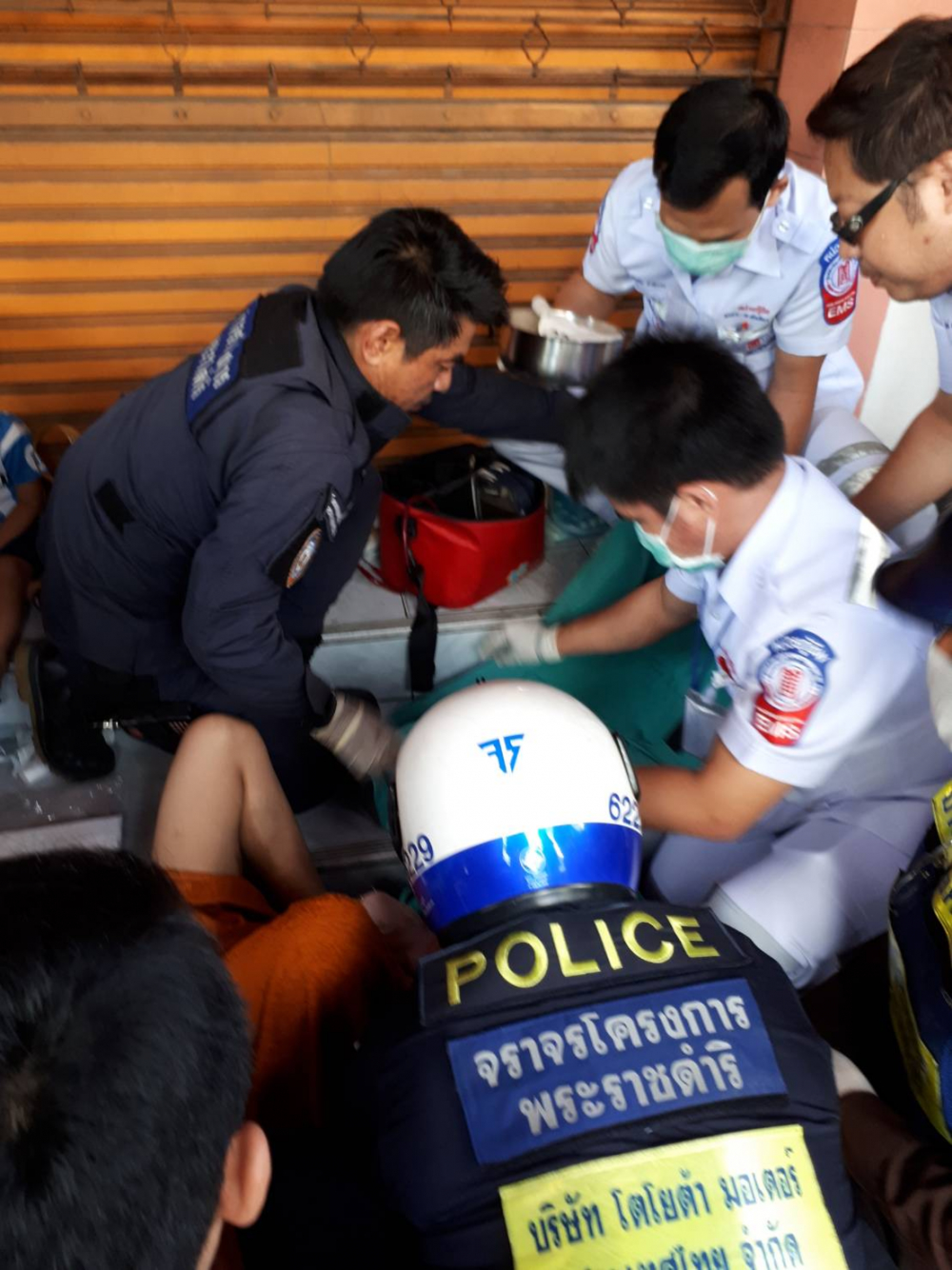 Traffic police help Myanmar woman deliver child on roadside