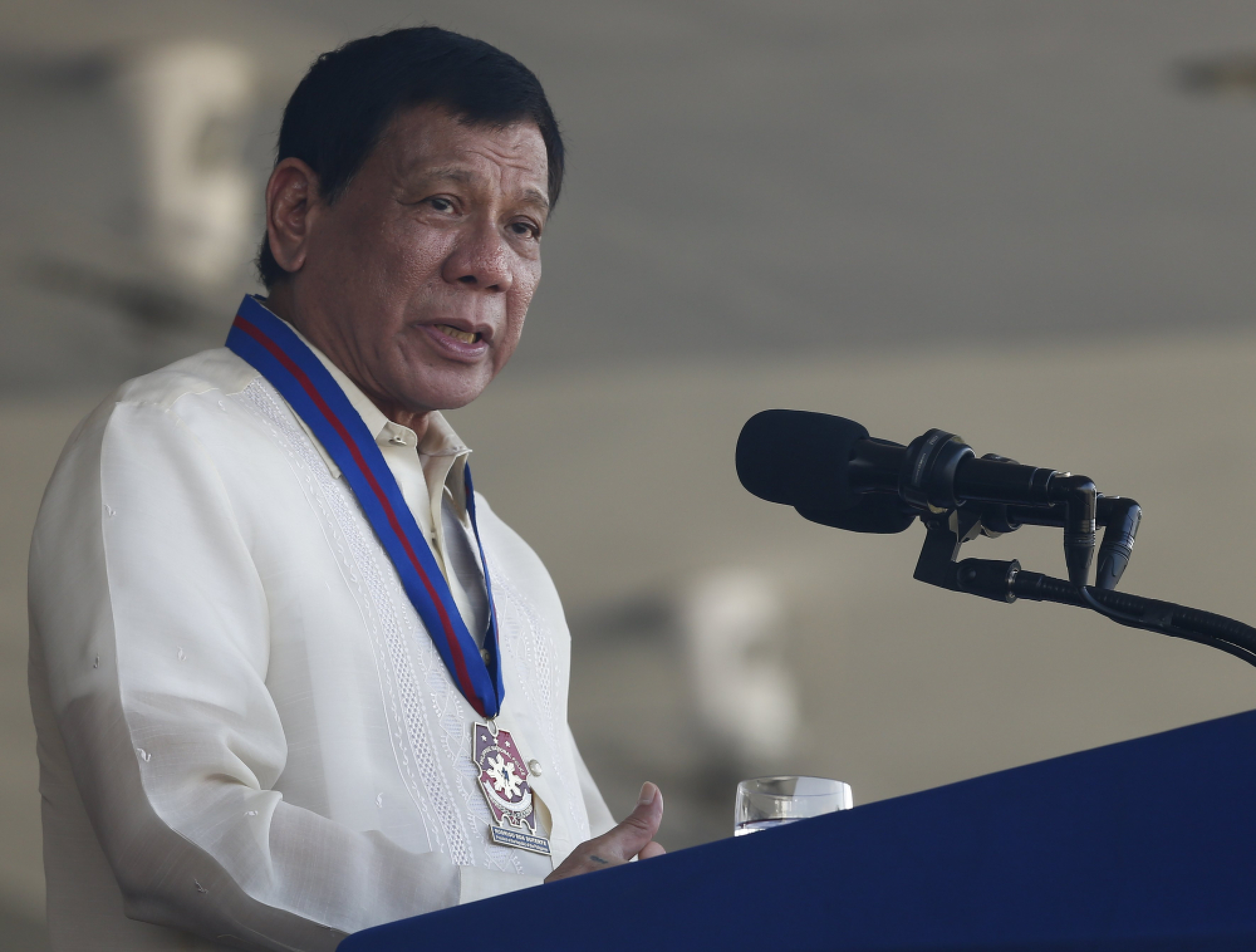 Philippines' Duterte announces 'dead or alive' bounties