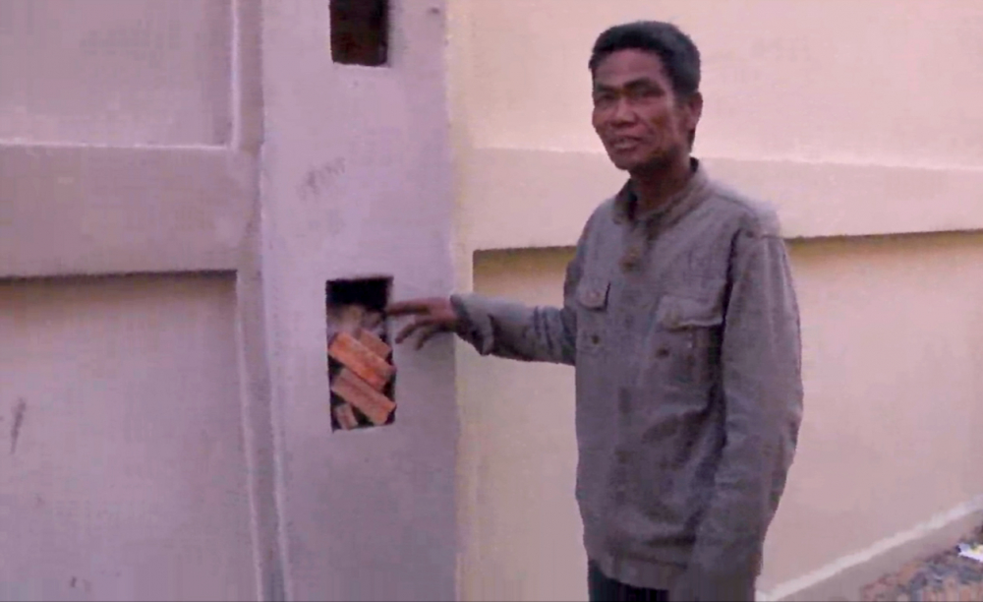 Police left red-faced after ‘dead’ man visits home in Si Sa Ket seven months after his own funeral