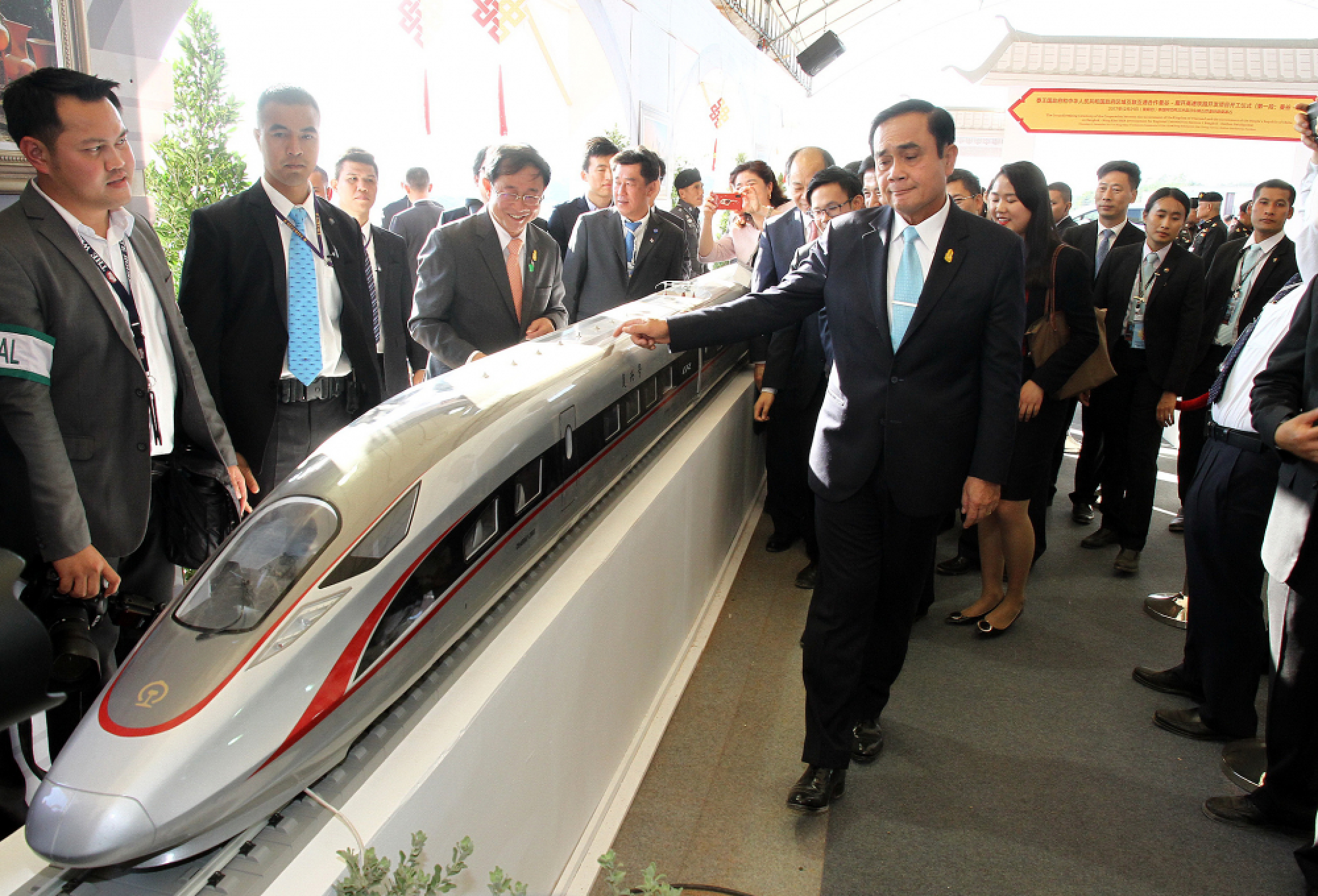 Construction bids for high-speed train project in coordination with China to be completed in 2018