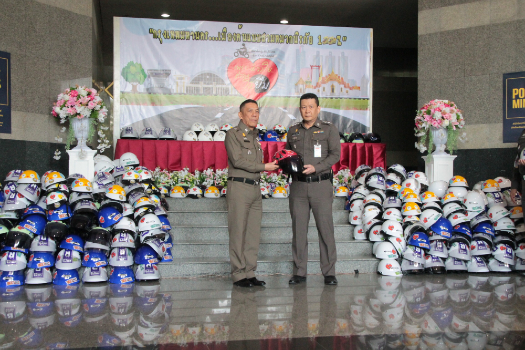 Motorbike helmet campaign aims to make Bangkok a model city