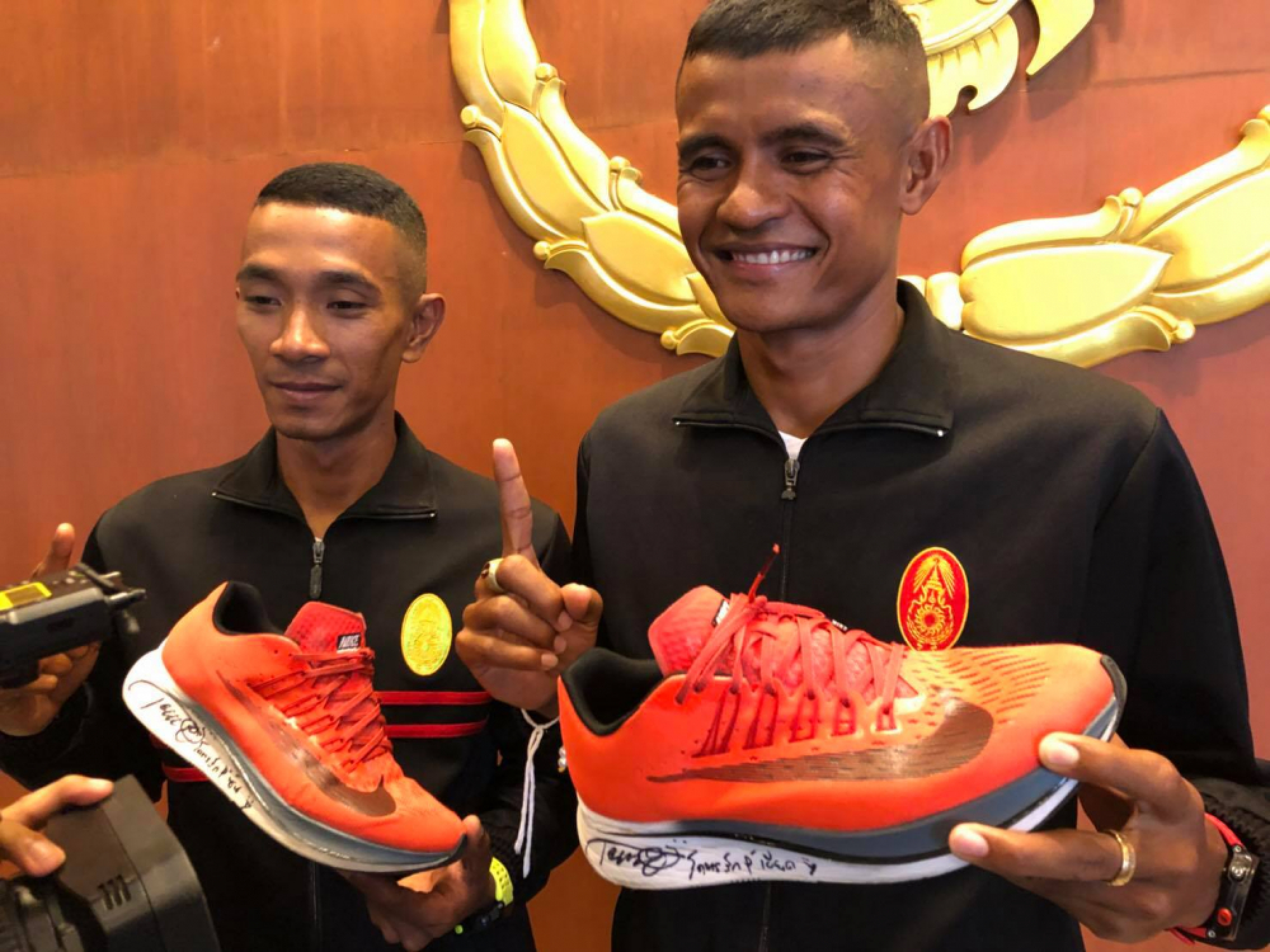 Toon heading to Bangkok … in a van