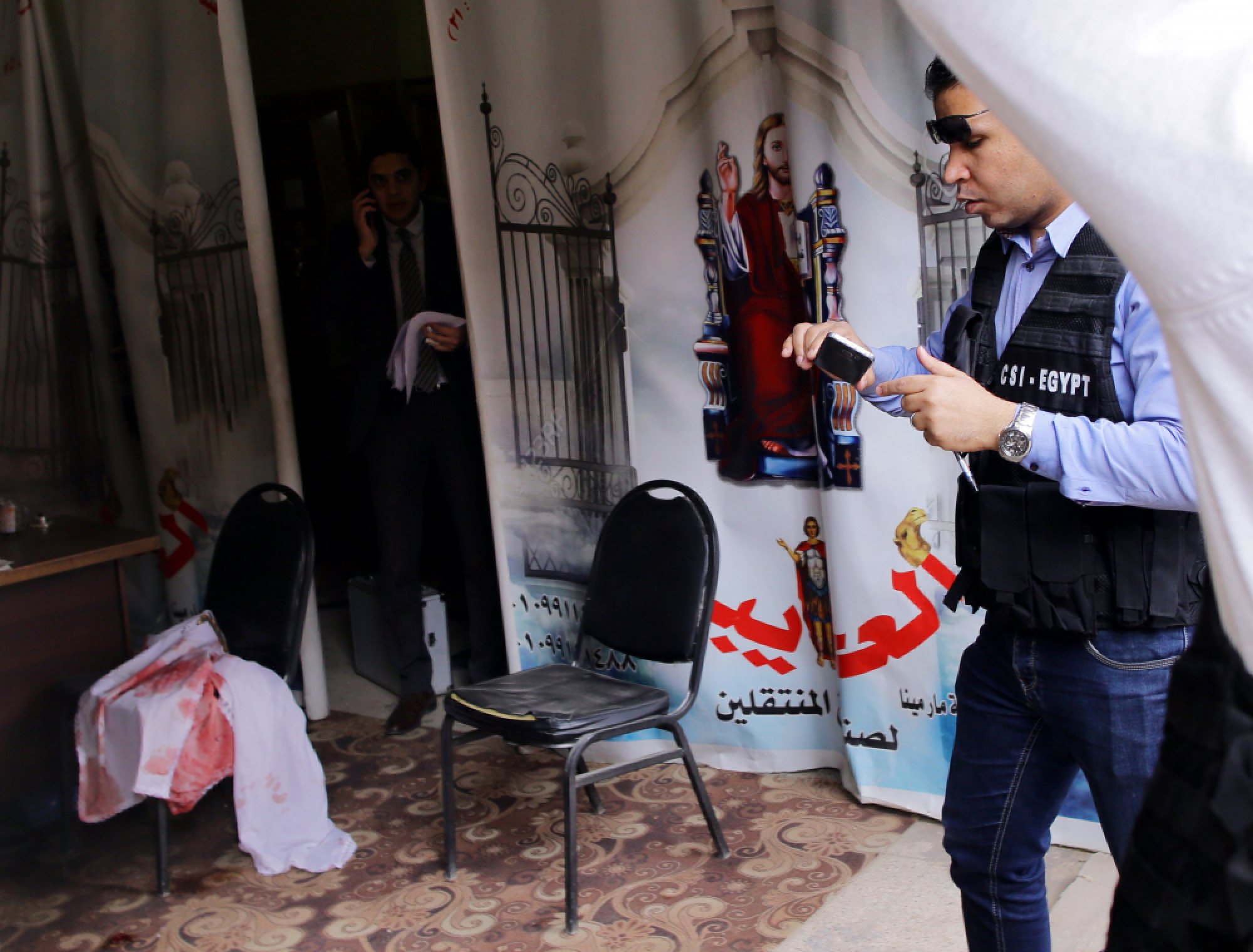 Gunman kills 4 in attack on Egypt church