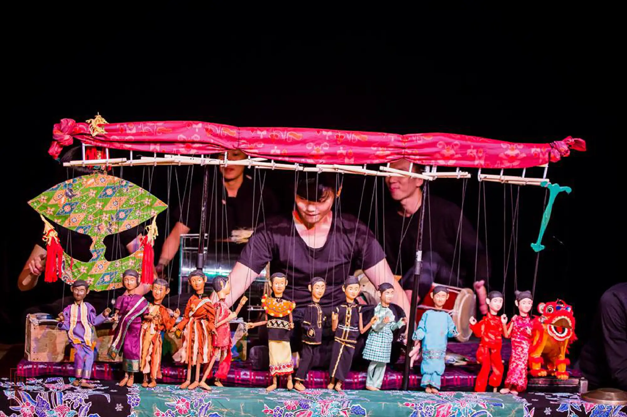 Marvellous marionettes