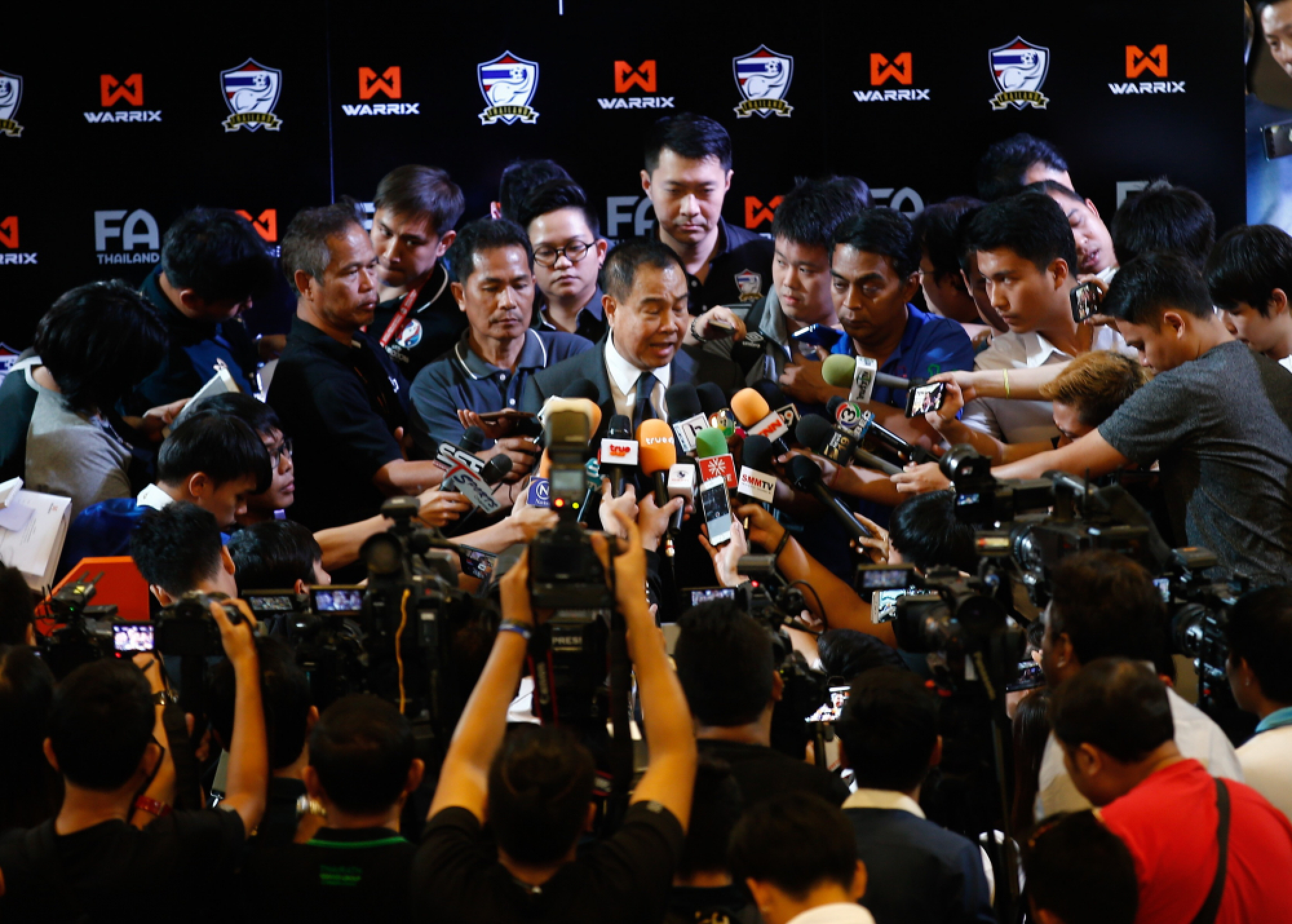 Ticktock: deadline looms for Kiatisak to resign 