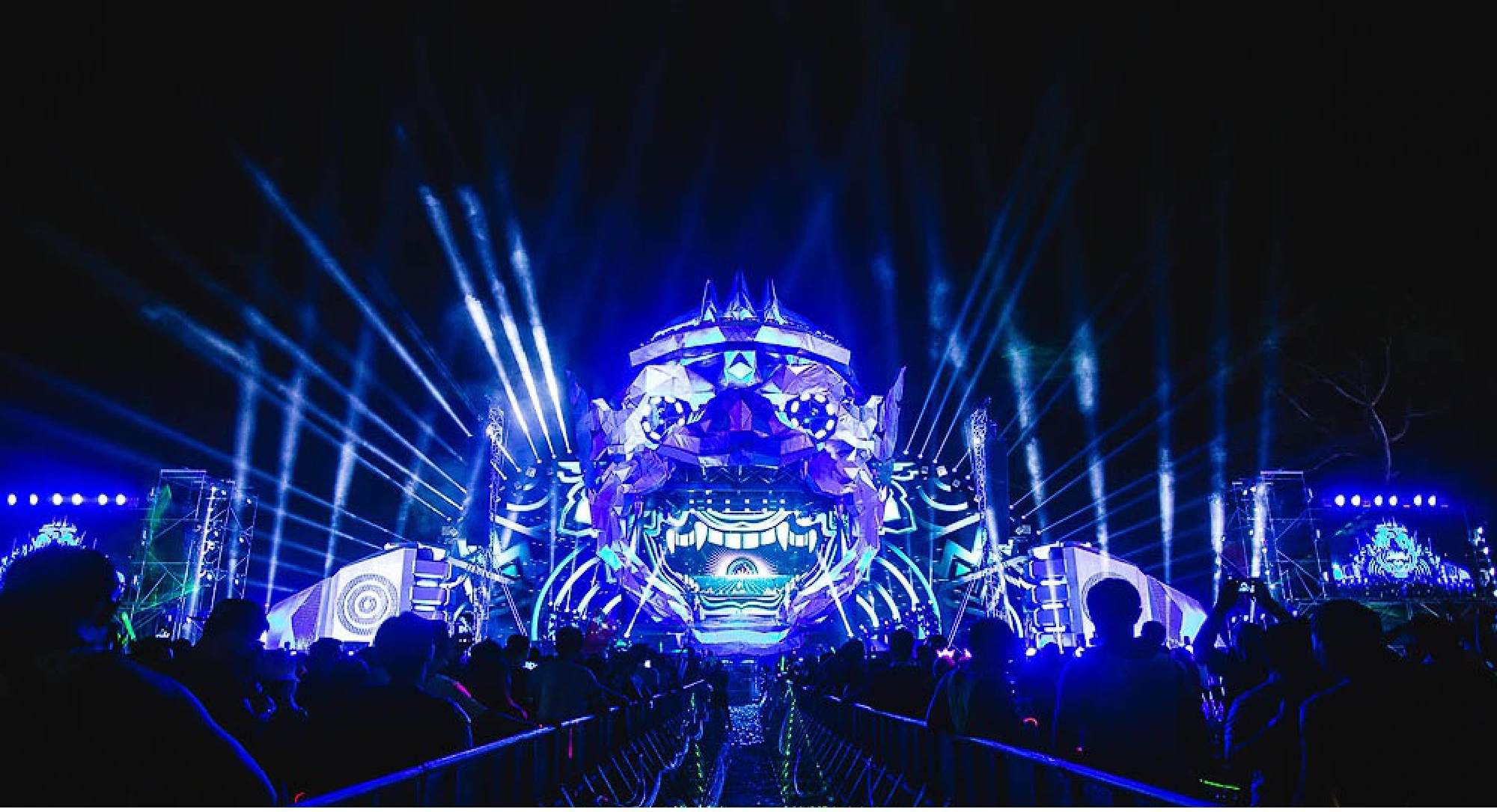 7 SENSATIONAL festival outings