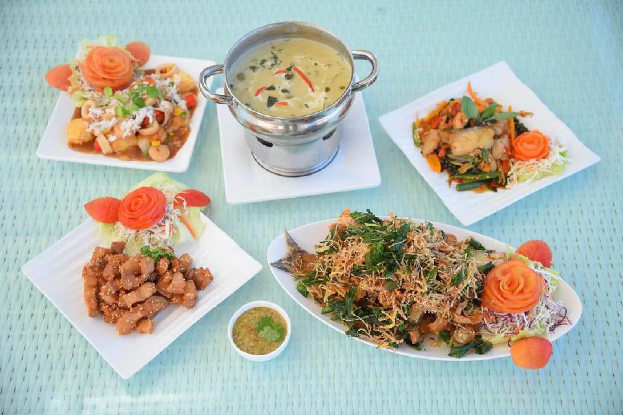 Fine dining by the Kok