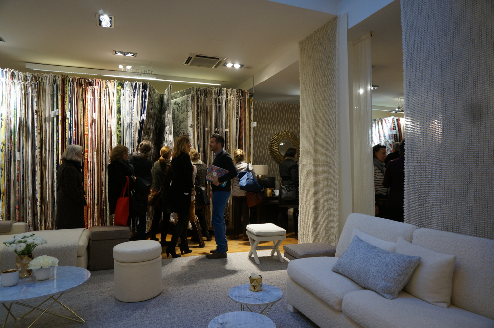 Jim Thompson drapes Paris