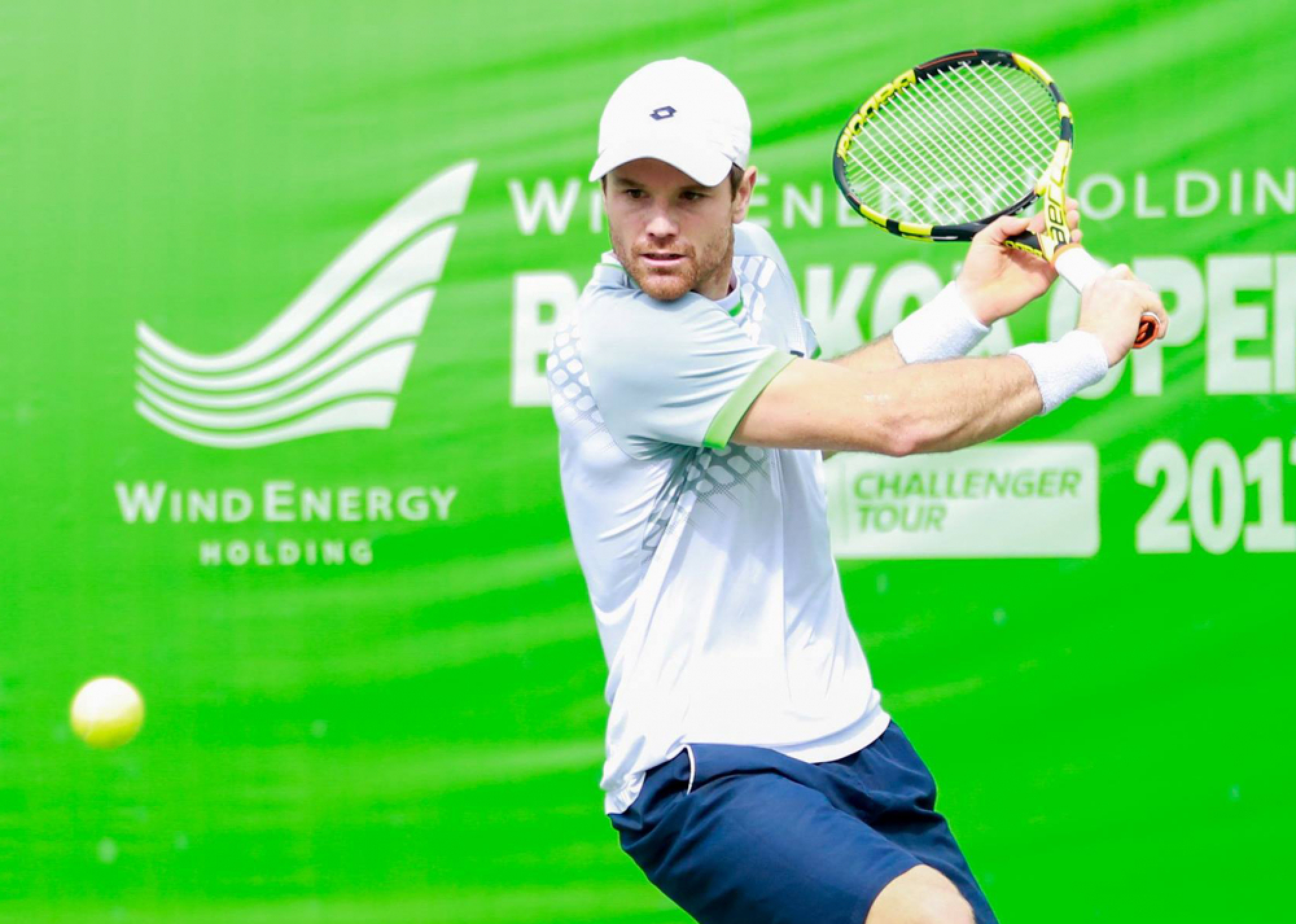 Tipsarevic Returns to Bangkok with Easy Win