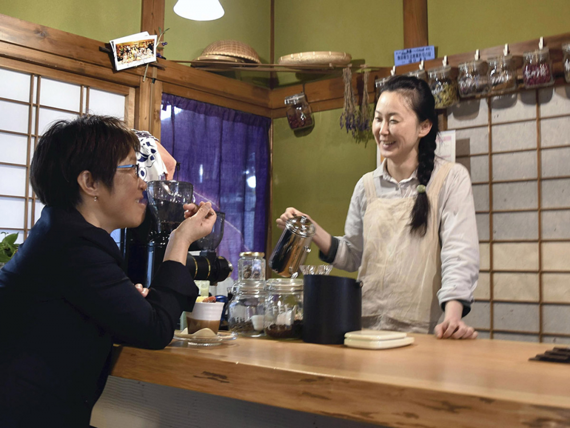  Japanese youths take a ‘mago-turn’