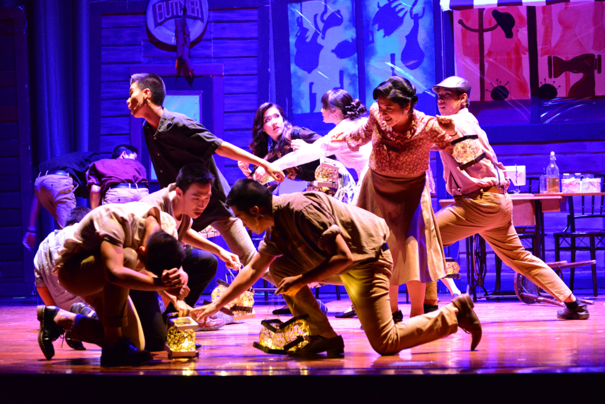 Students tread late King’s footsteps
