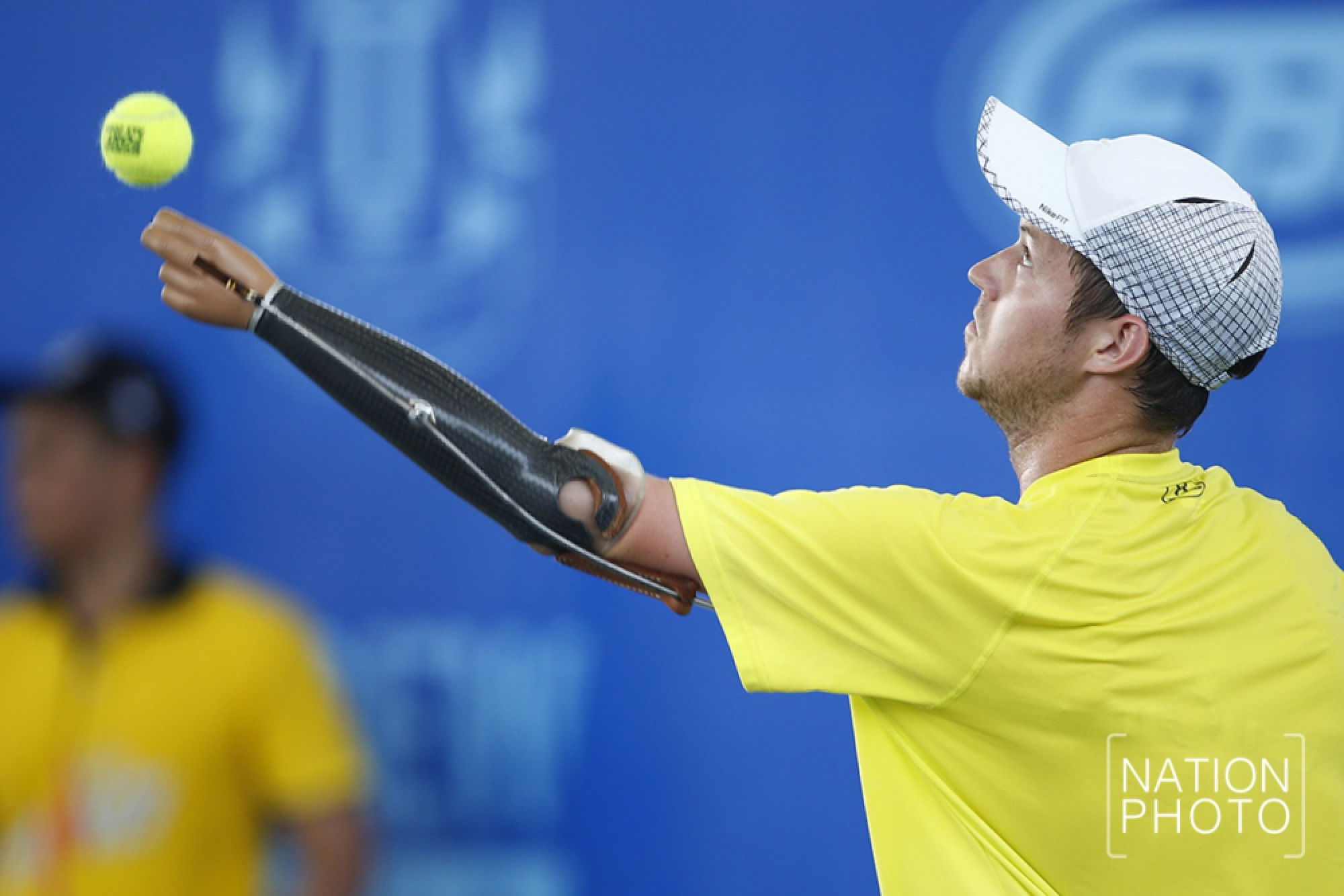 One-armed Kiwi takes tennis world by storm