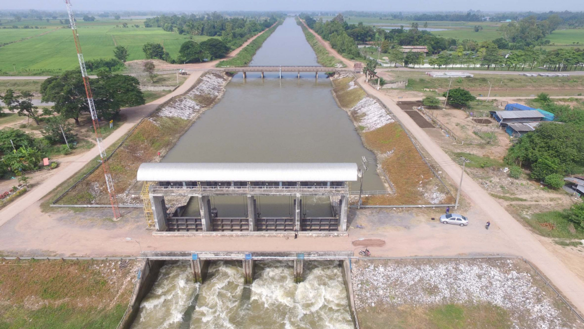 Khon Kaen officials hope floods will recede in two weeks