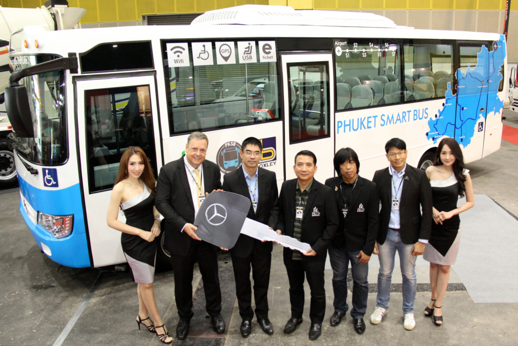 "Smart bus" delivered