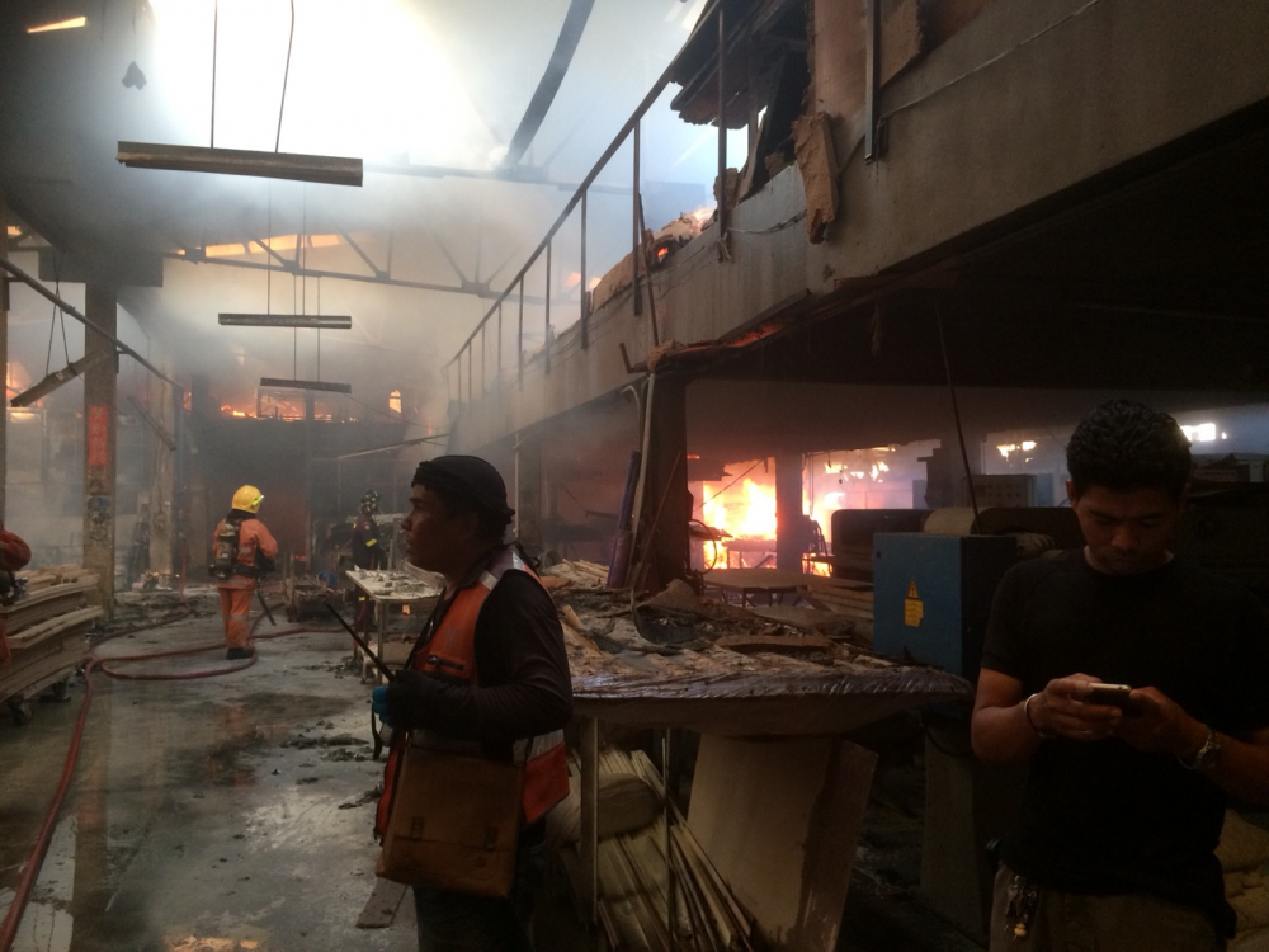 Fire breaks out at furniture factory on Onnuj Road