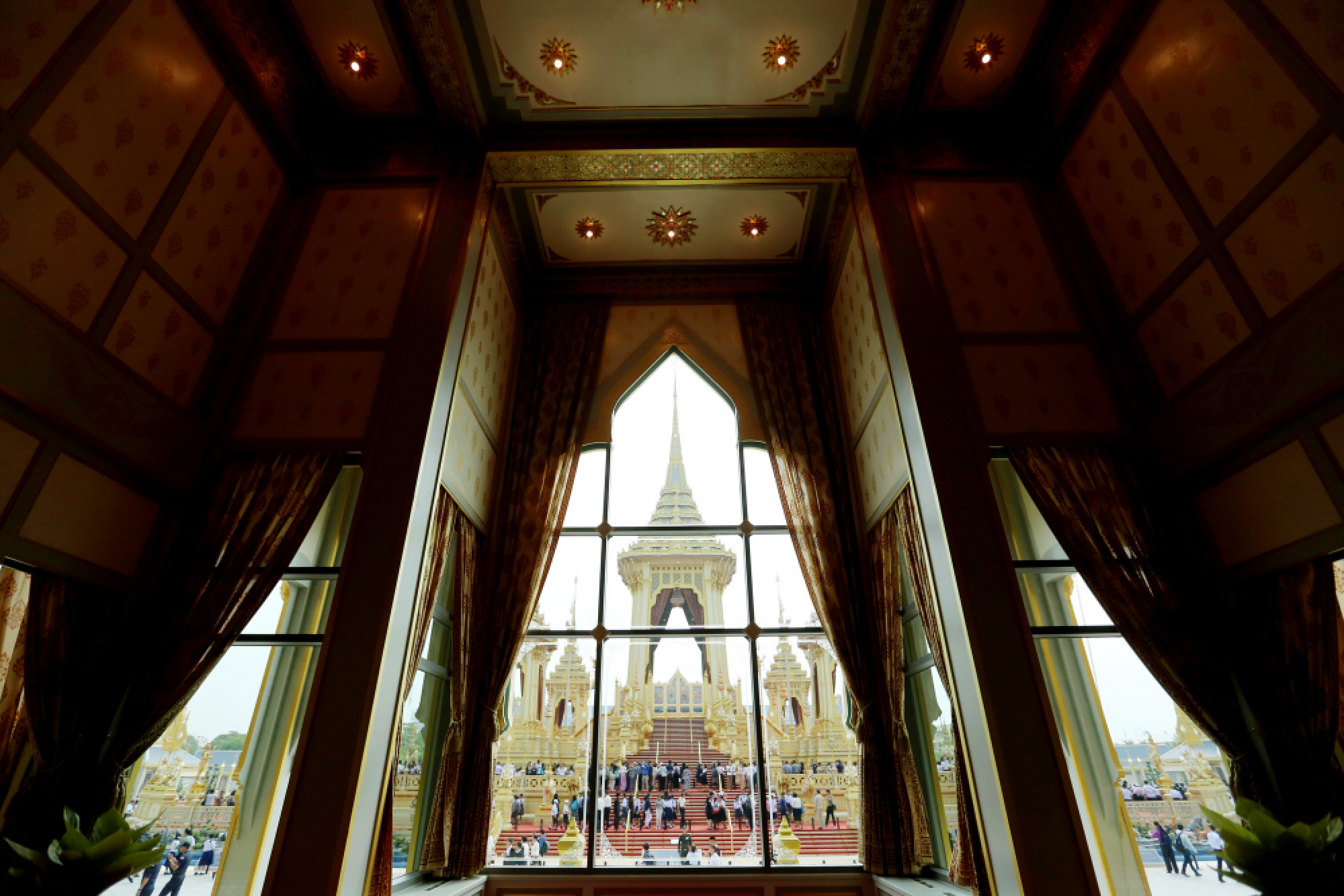 Splendour amidst the sadness