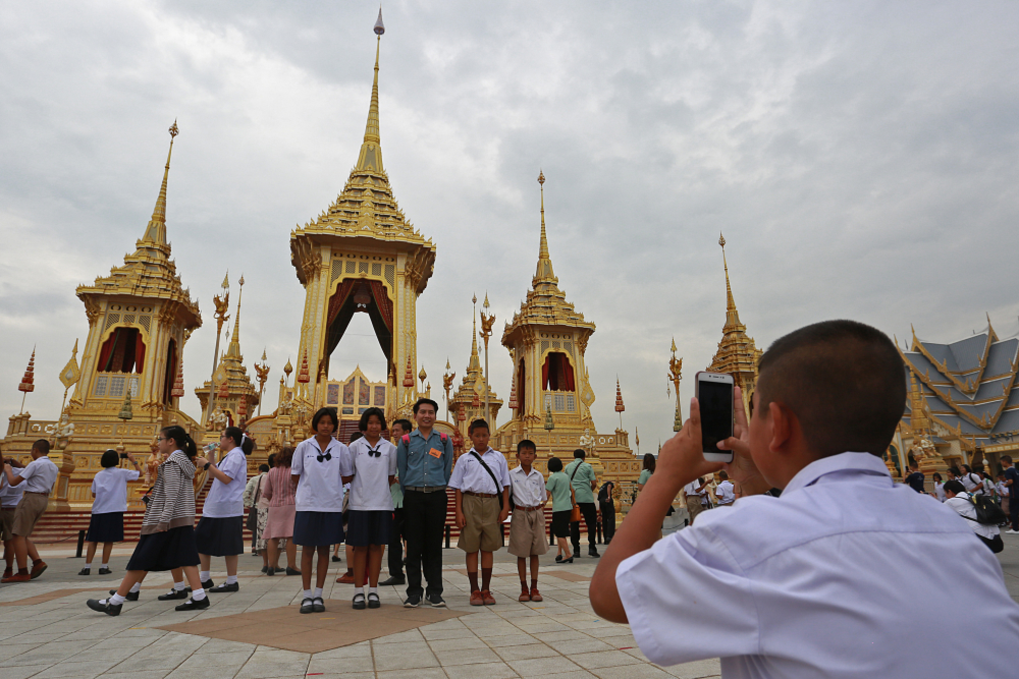 Govt may seek more time for public visits to Royal Crematorium