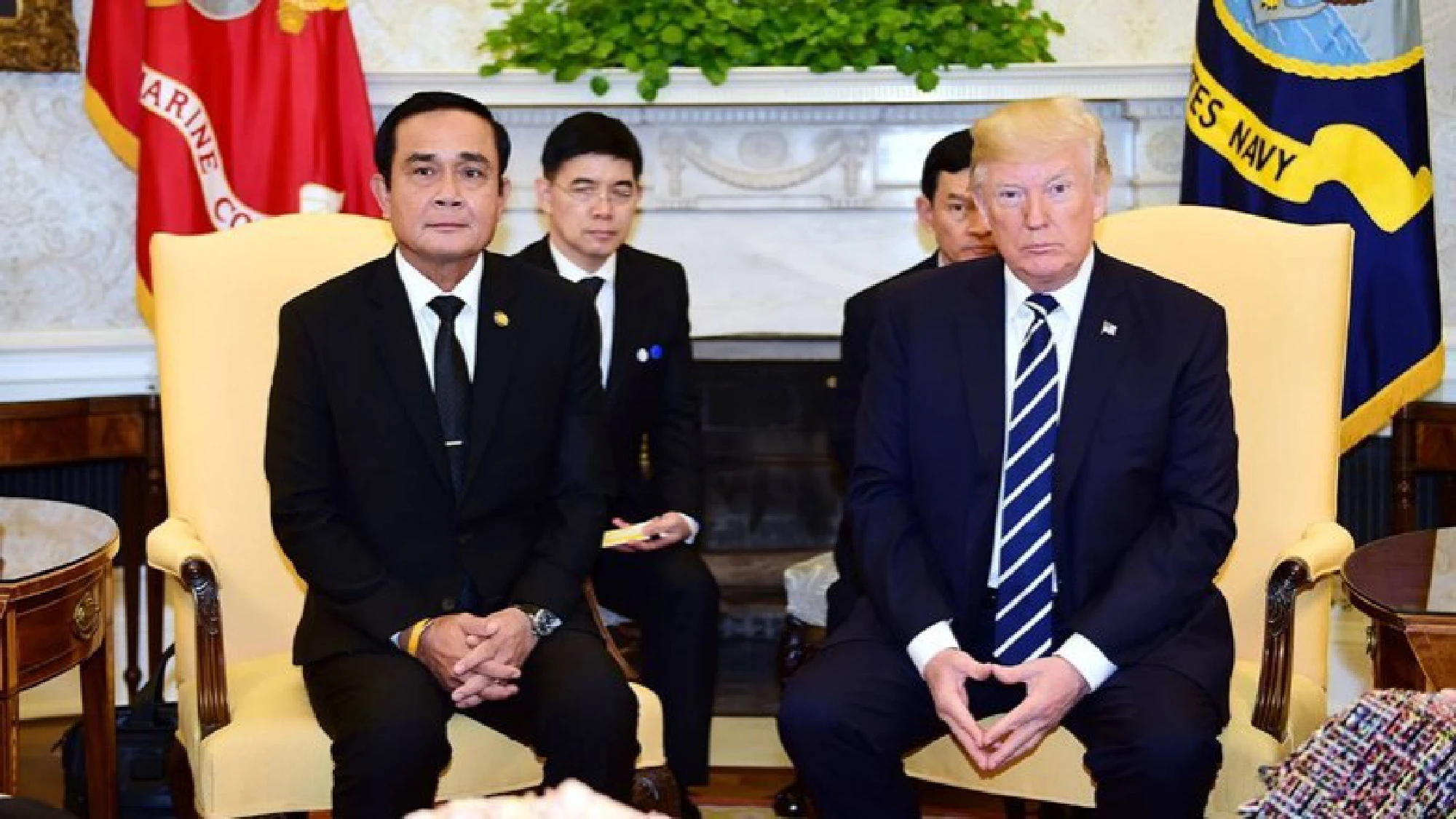 Prayut to focus on economic issues, skirt security rows, at Apec, Asean talks