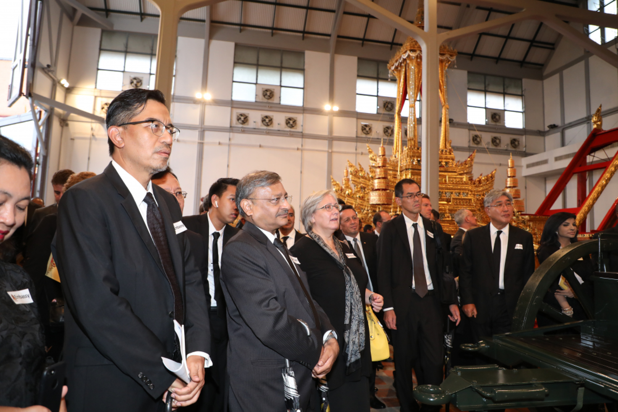 Culture Ministry conducts educational tour at Royal Crematorium for 170 foreign ambassadors and dipl