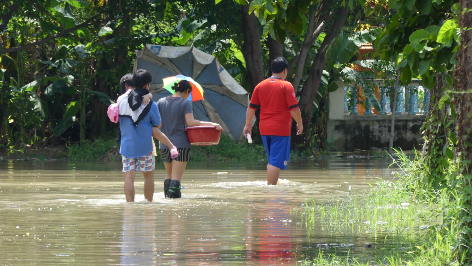 Urgent flood warning as reservoirs overwhelmed