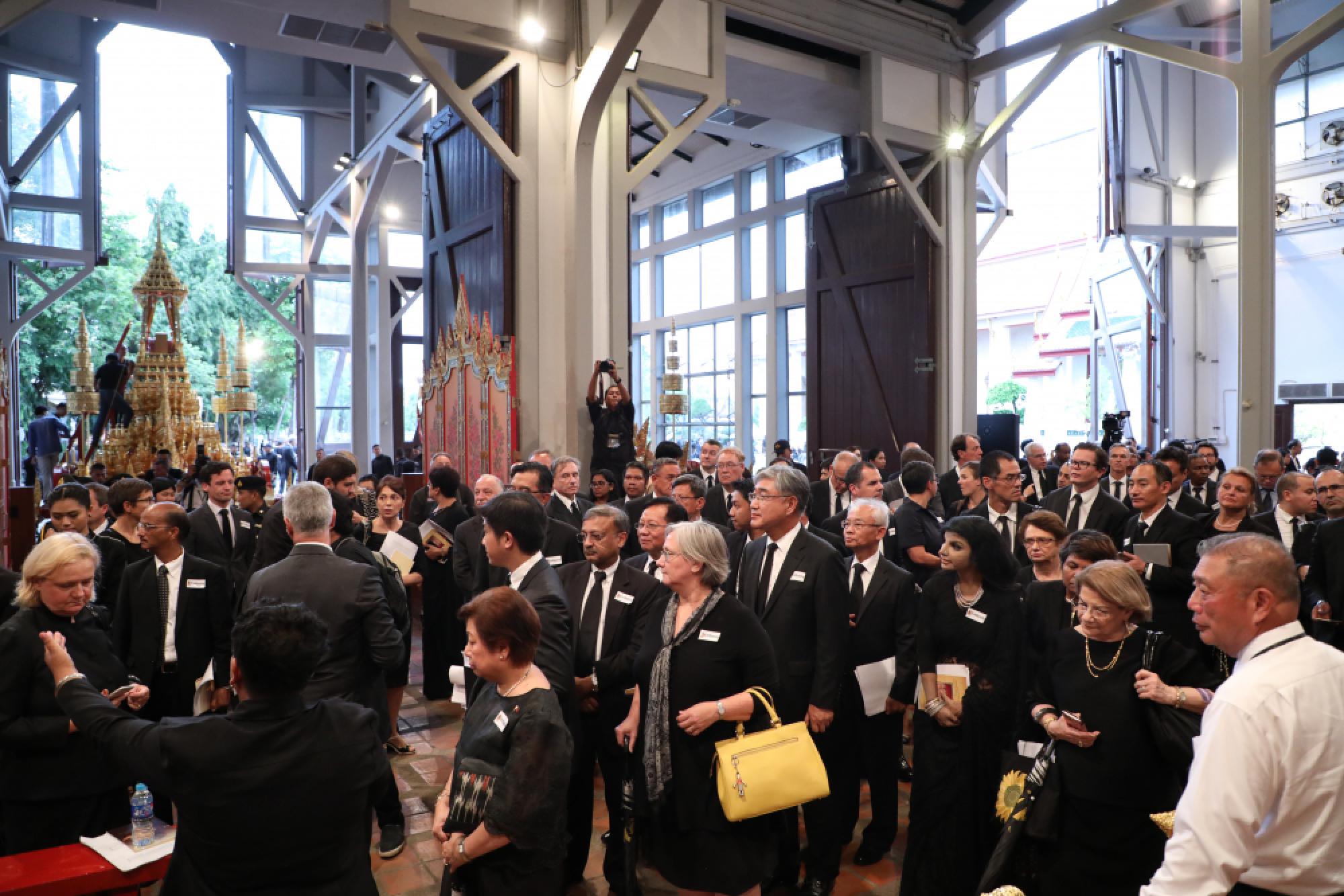 Culture Ministry conducts educational tour at Royal Crematorium for 170 foreign ambassadors and dipl