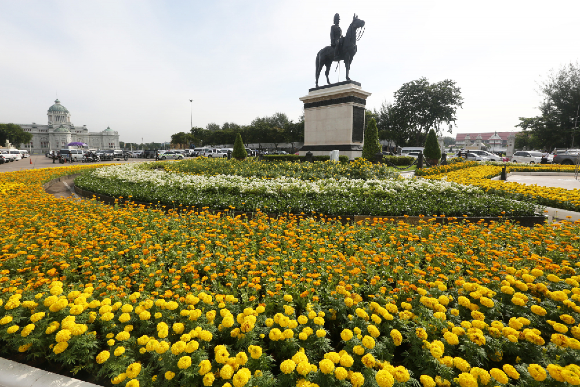 King’s College students turn out in Royal Cremation preparations