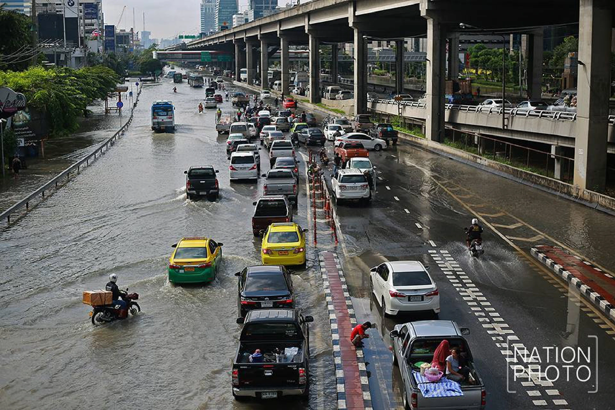Heavy overnight rains cause flooding in Bangkok