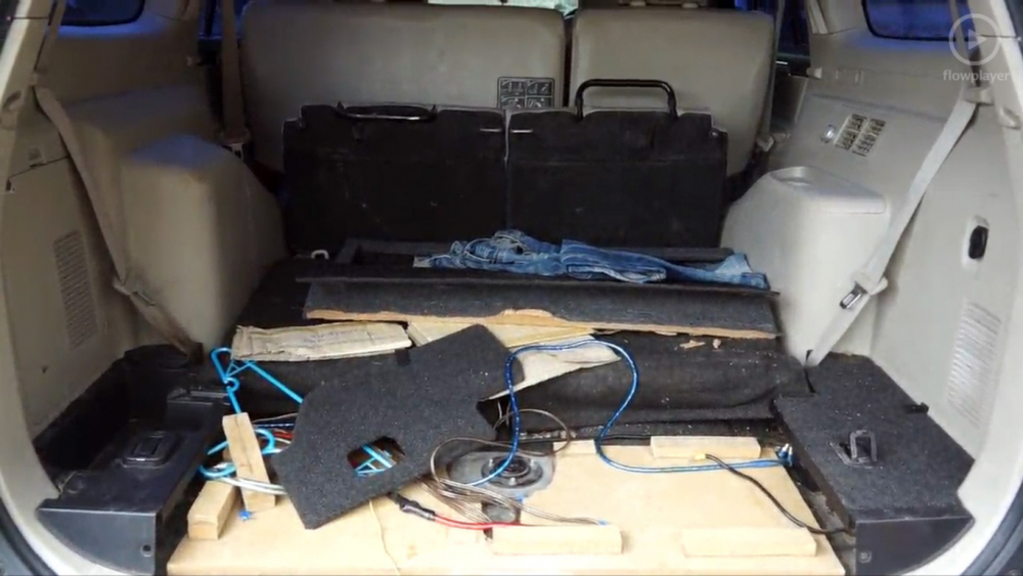 Drug smuggling suspect claims romantic motive