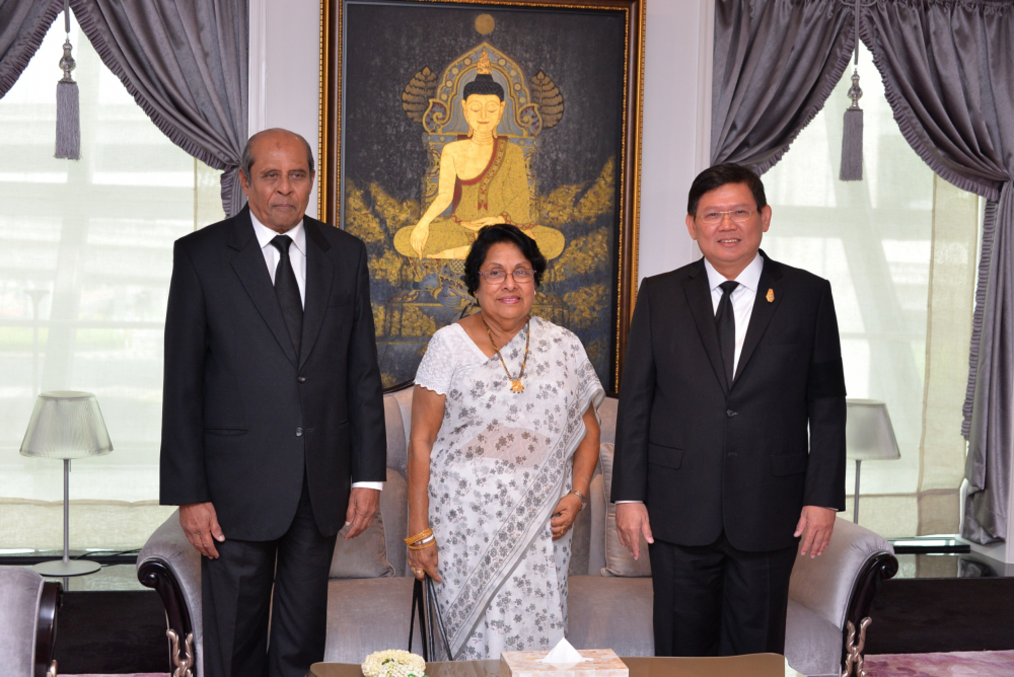 Foreign guests arrive for Royal Cremation
