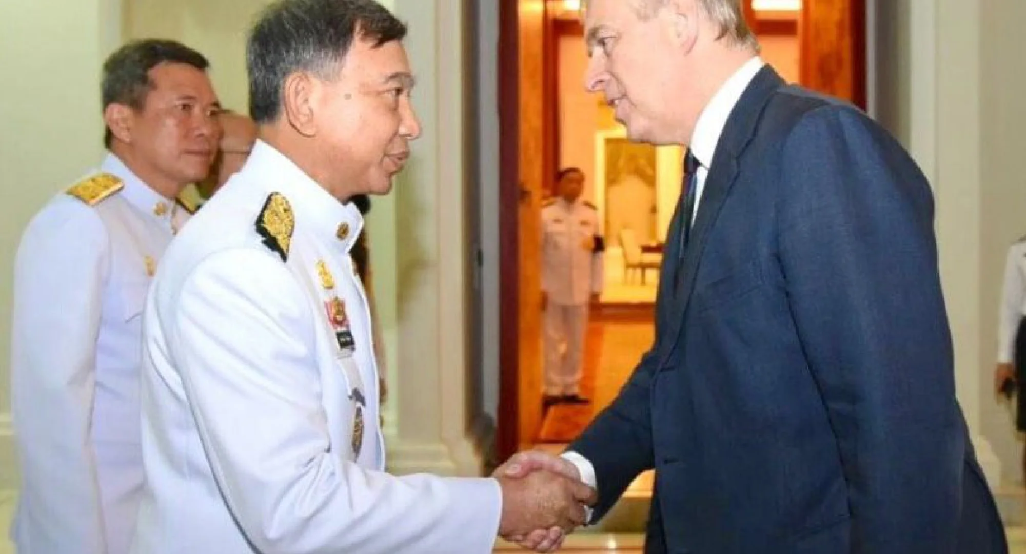 Foreign guests arrive for Royal Cremation