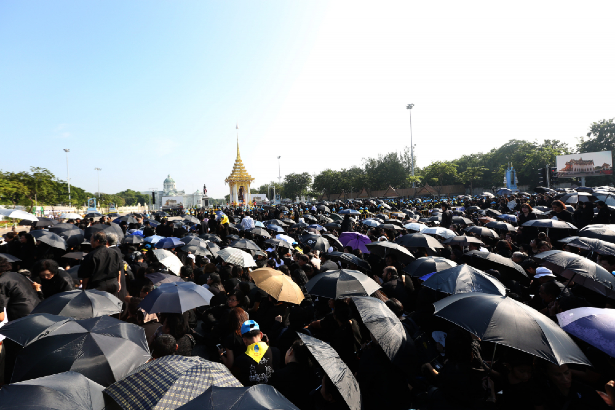 Mourners at Royal Plaza share their memories