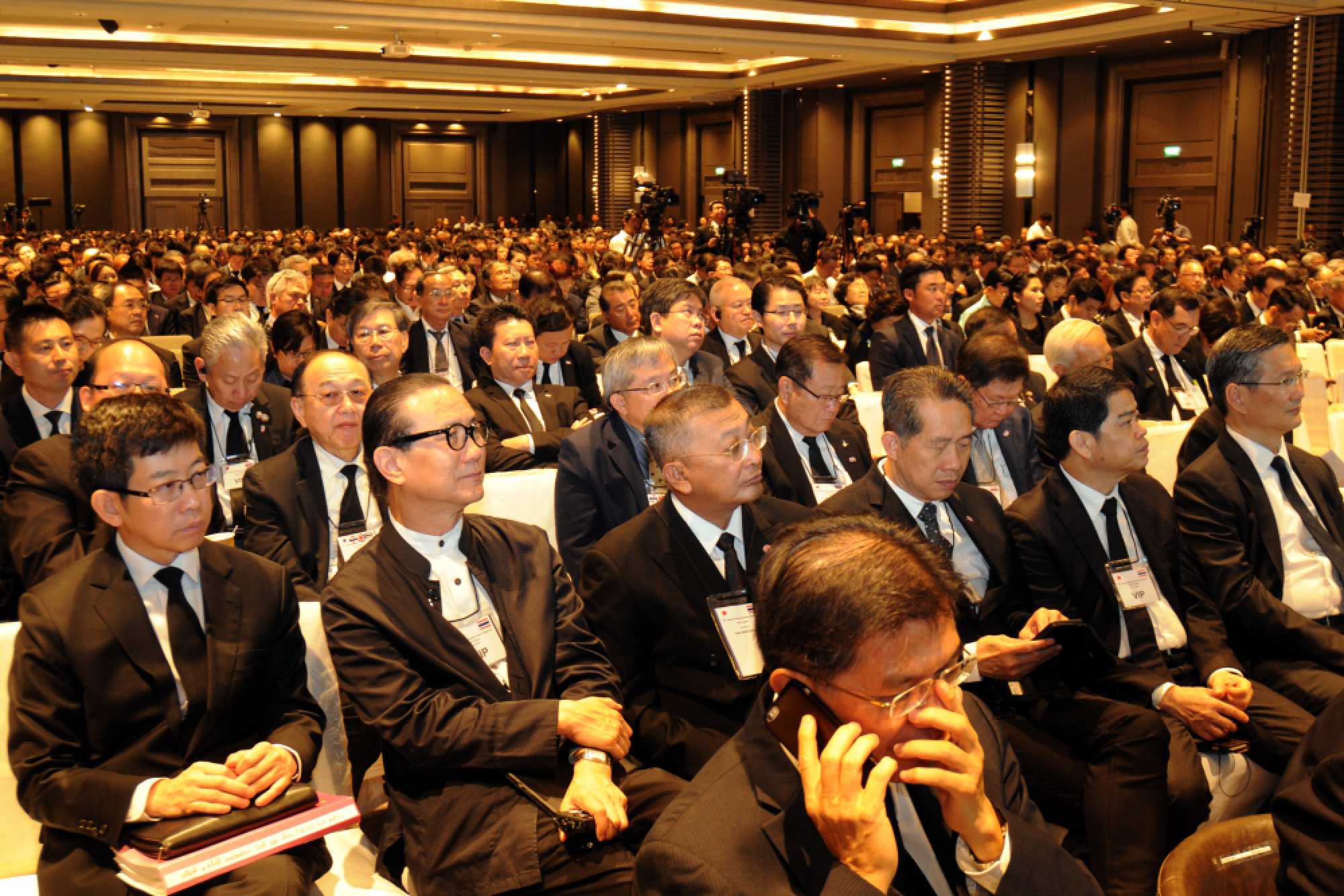 Japan, Thailand sign 7 deals to strengthen economic ties