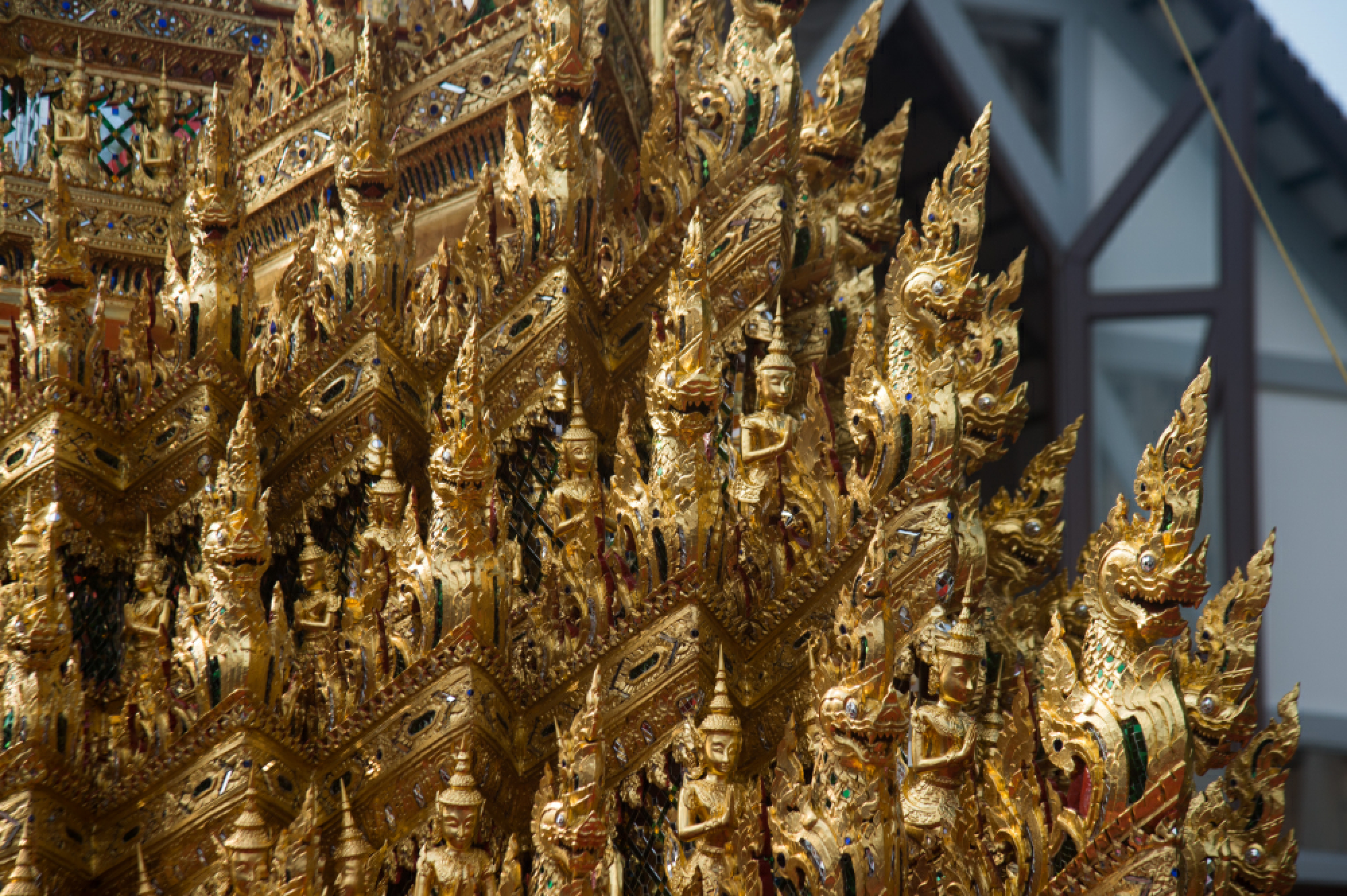 Chariots, palanquins ready on time for Royal Cremation