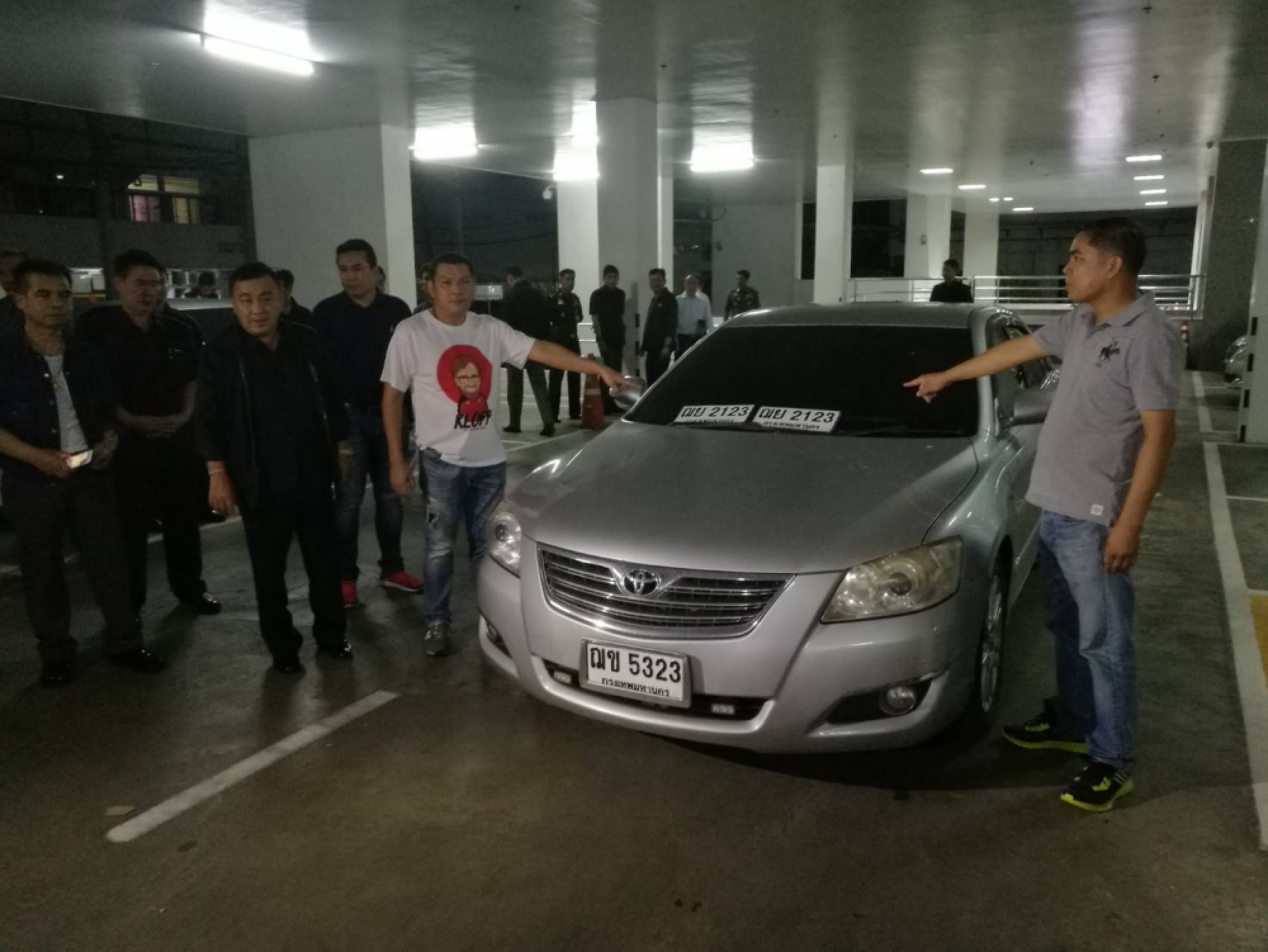 Three police interrogated over role in Yingluck’s escape