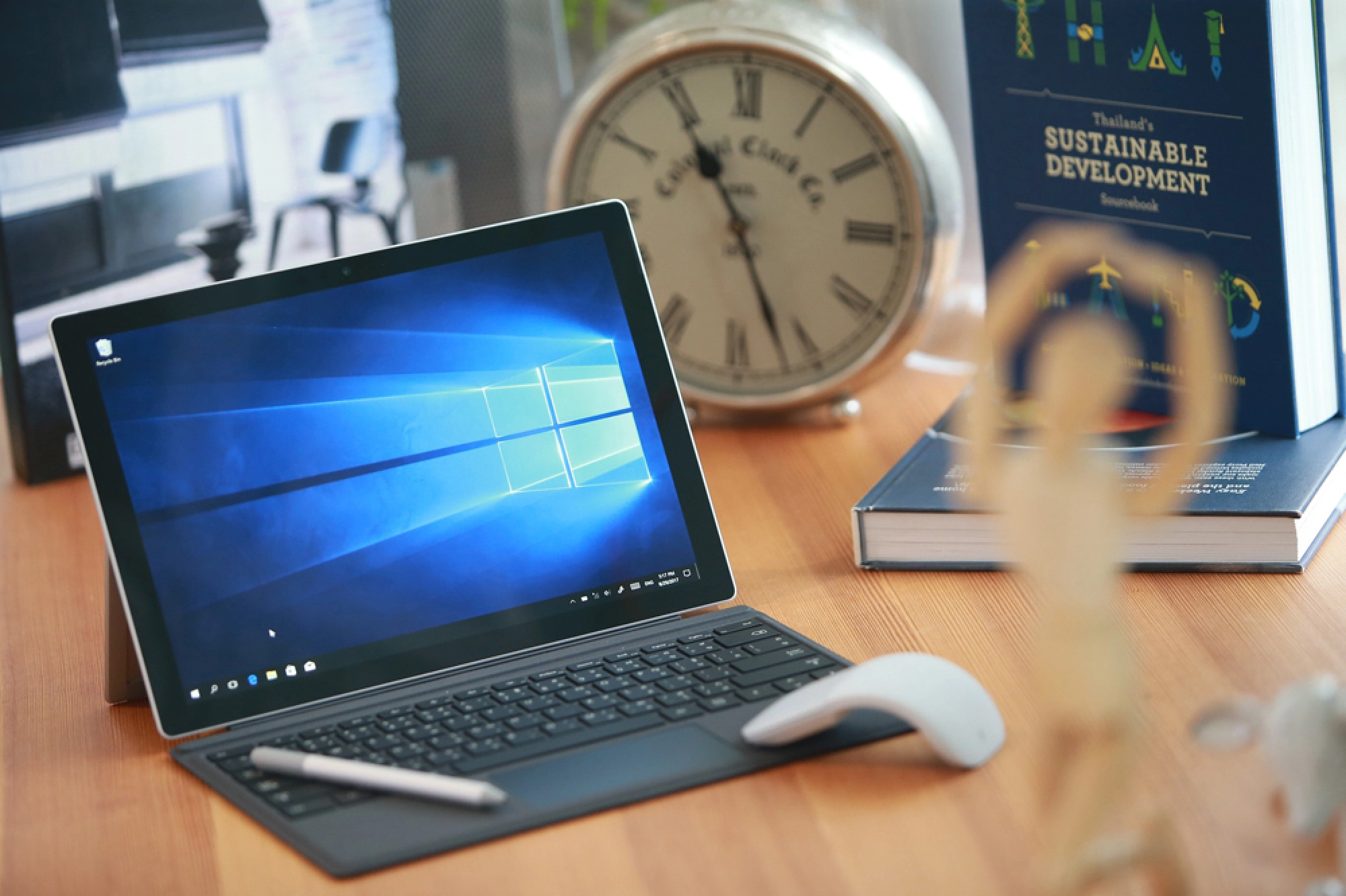 Tablet with a notebook format