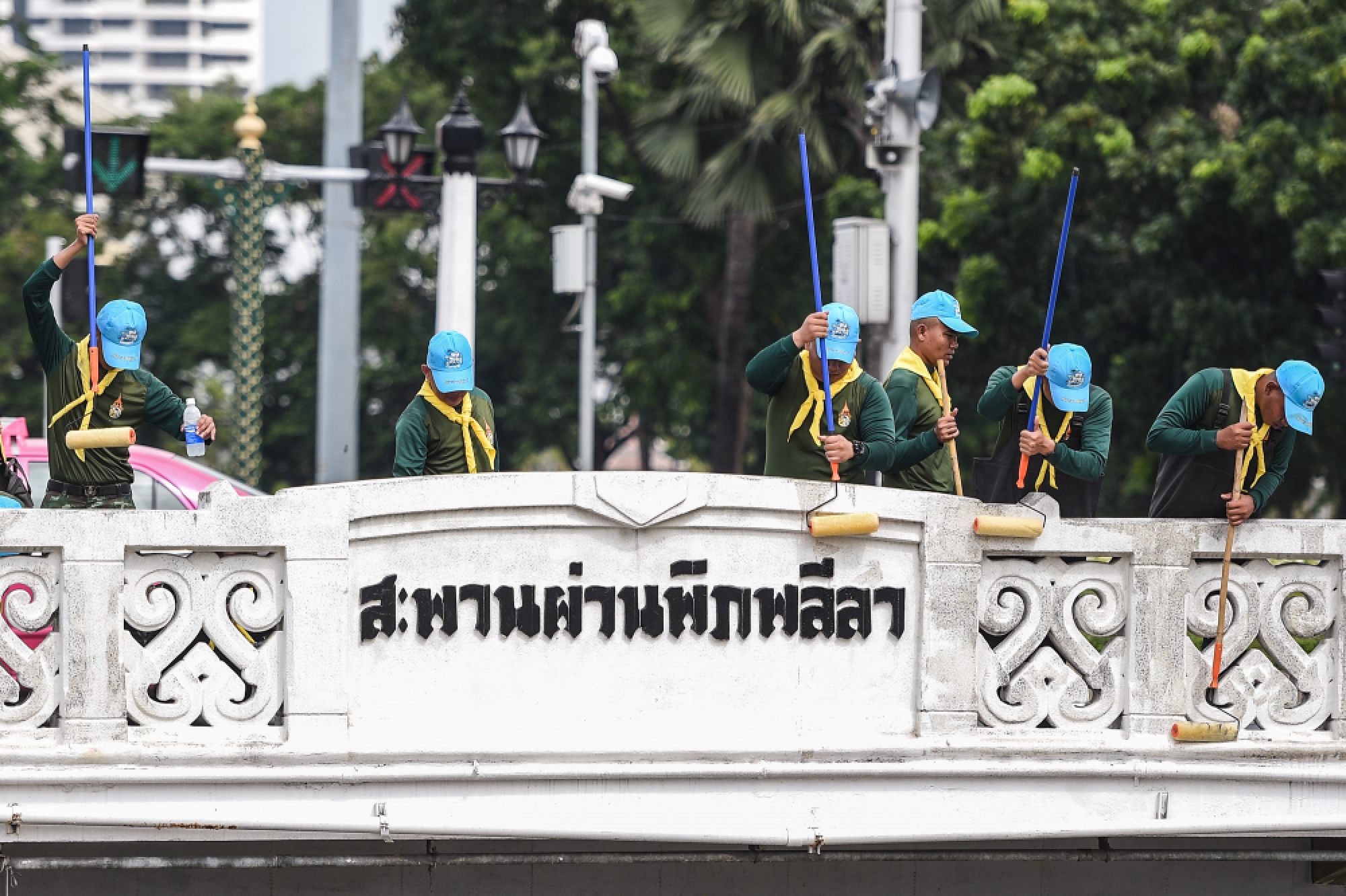 Volunteers begin work for Royal Cremation Ceremony