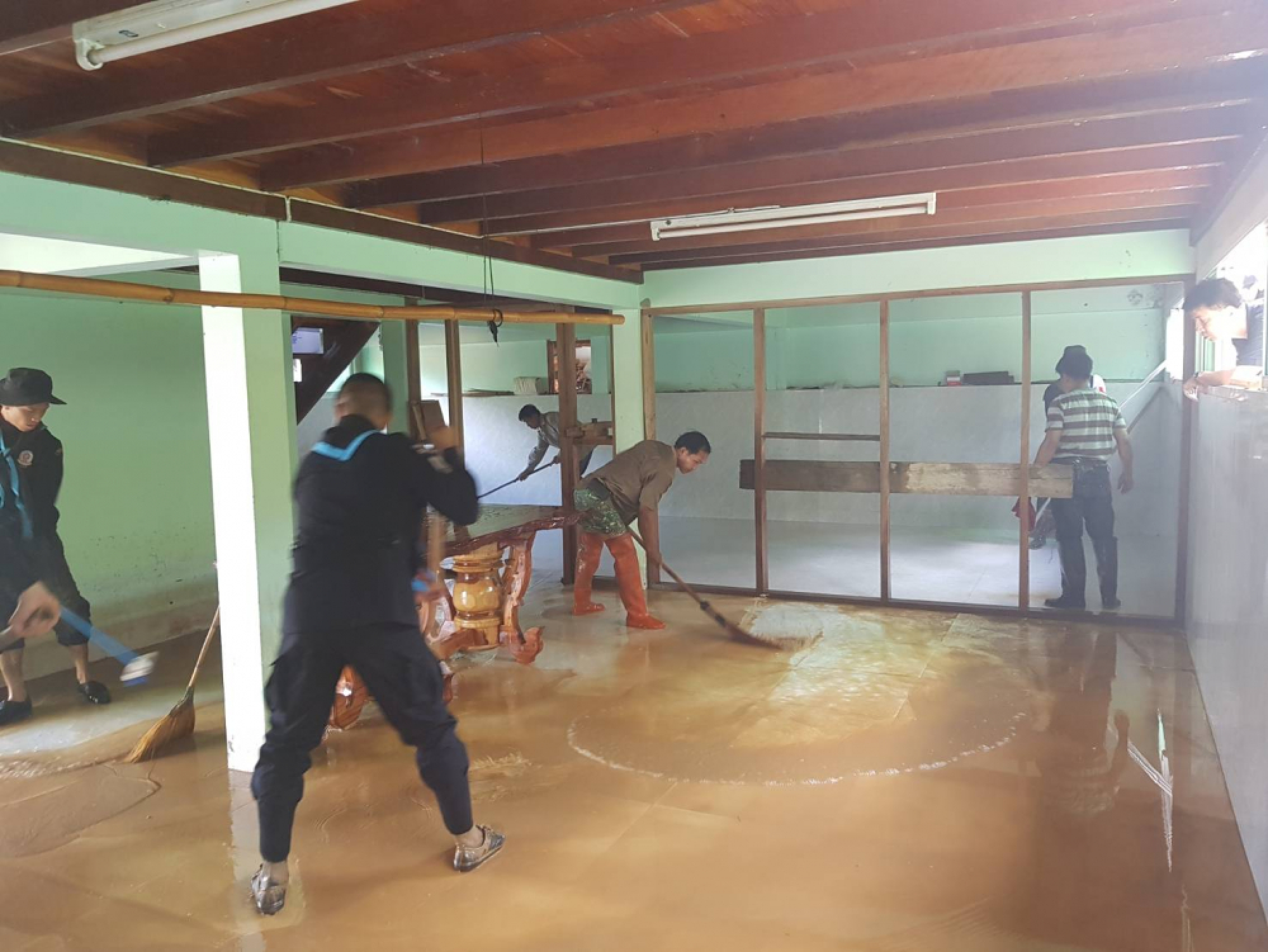 Disaster chief visits flood-hit Nan village