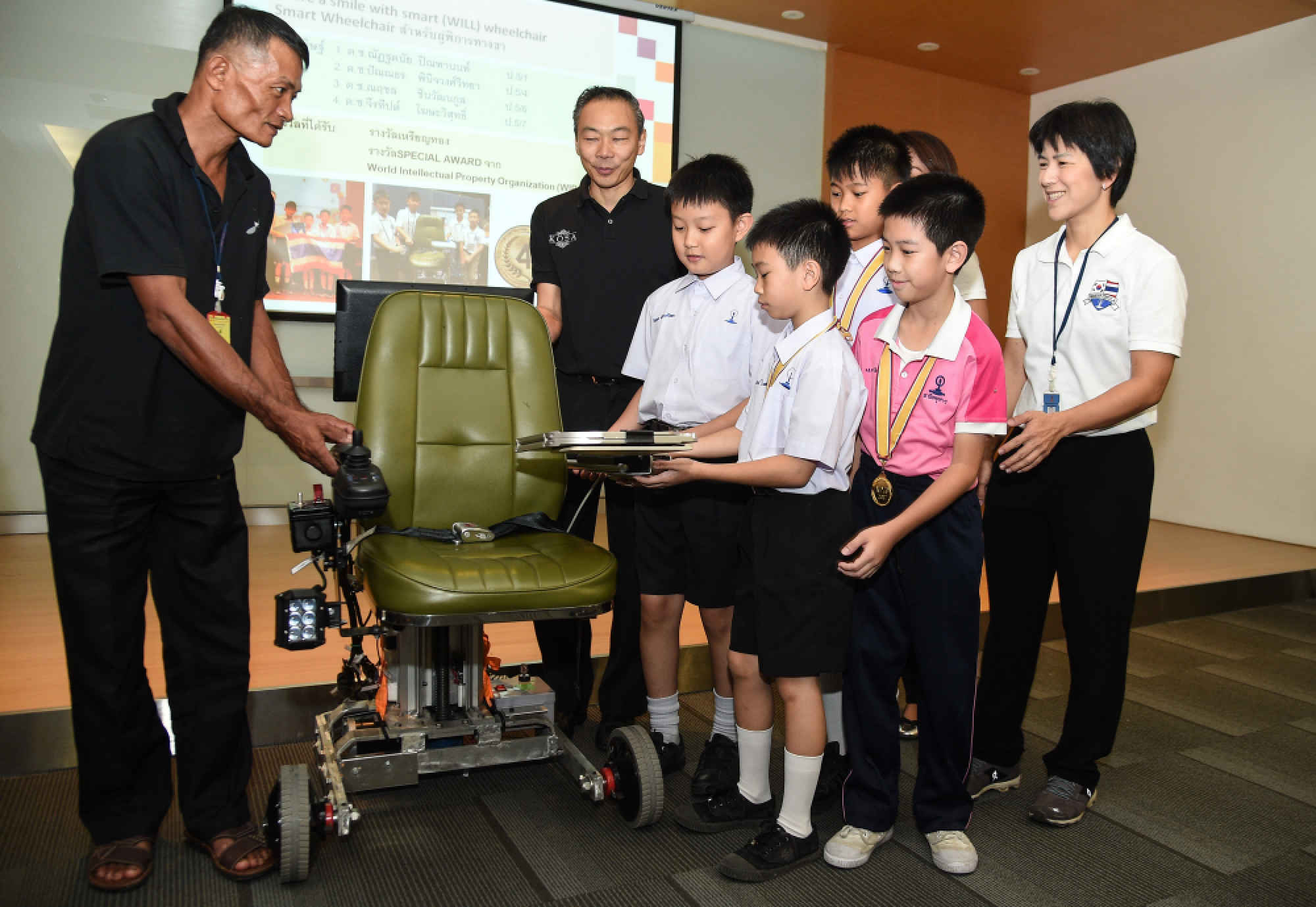 Thai whiz kids’ inventions win gold in South Korea olympiad