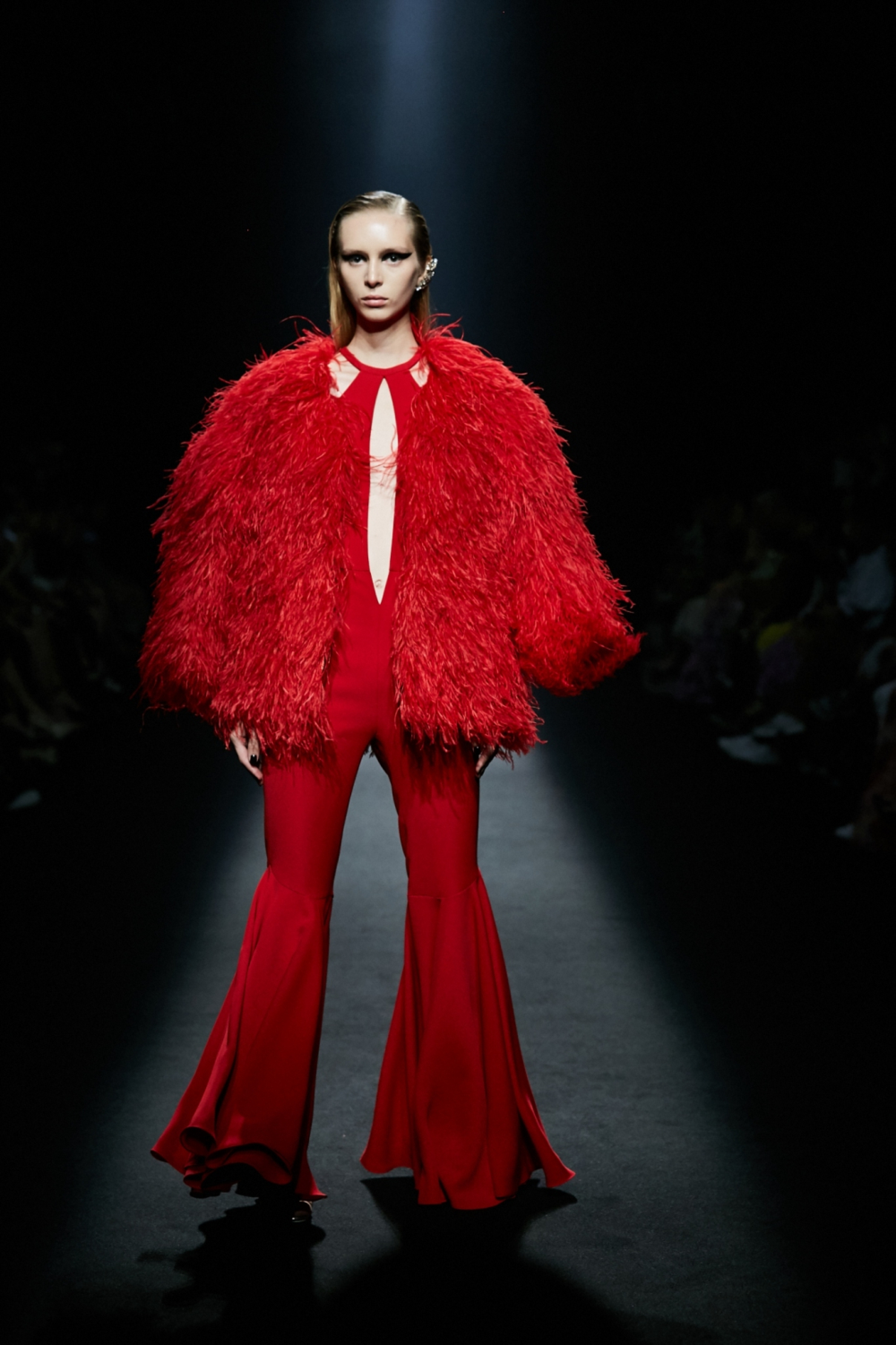 Royal tributes CROWN fashion week