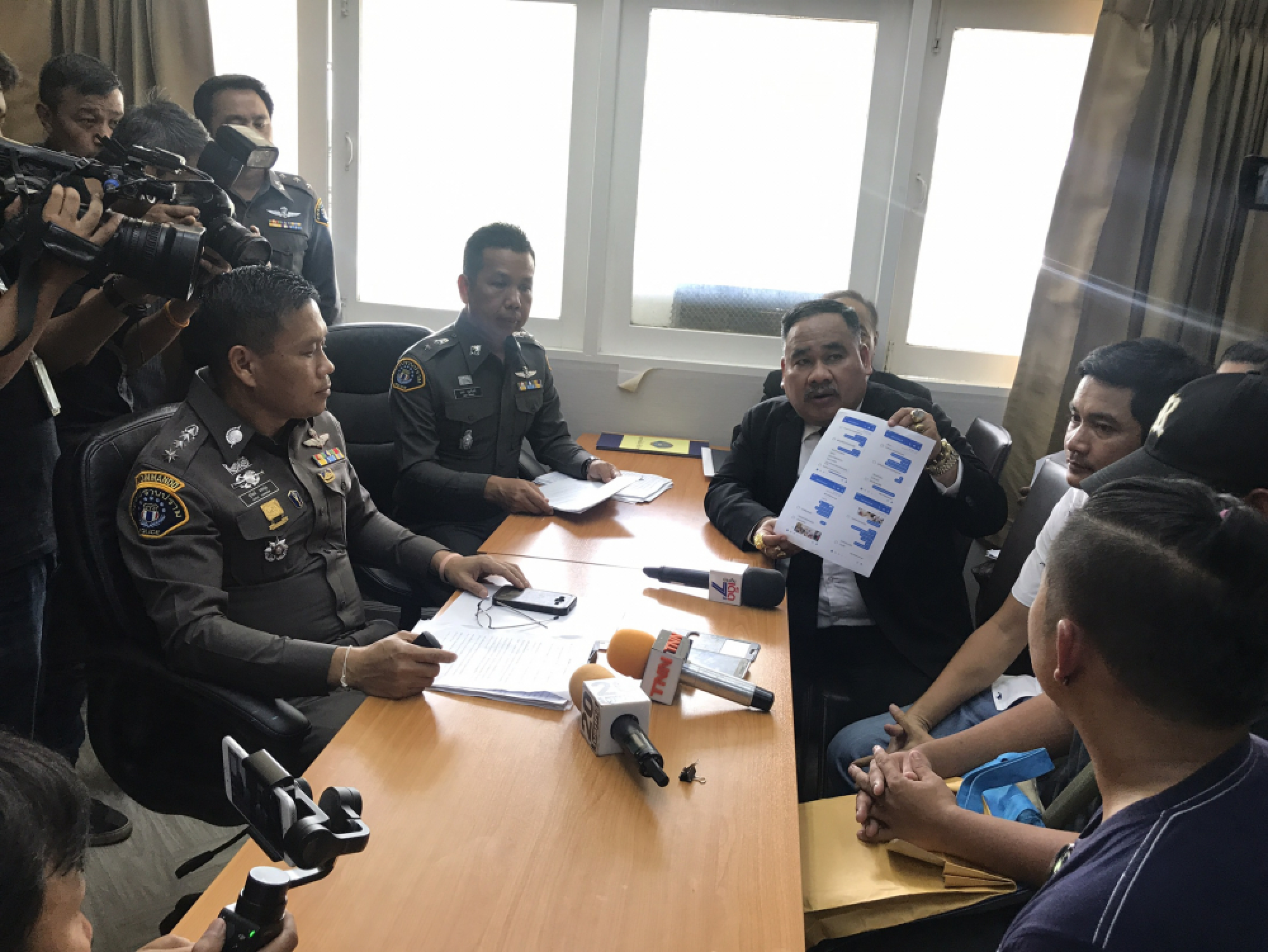 Disappearing wife of 13 grooms linked to a long history of cons