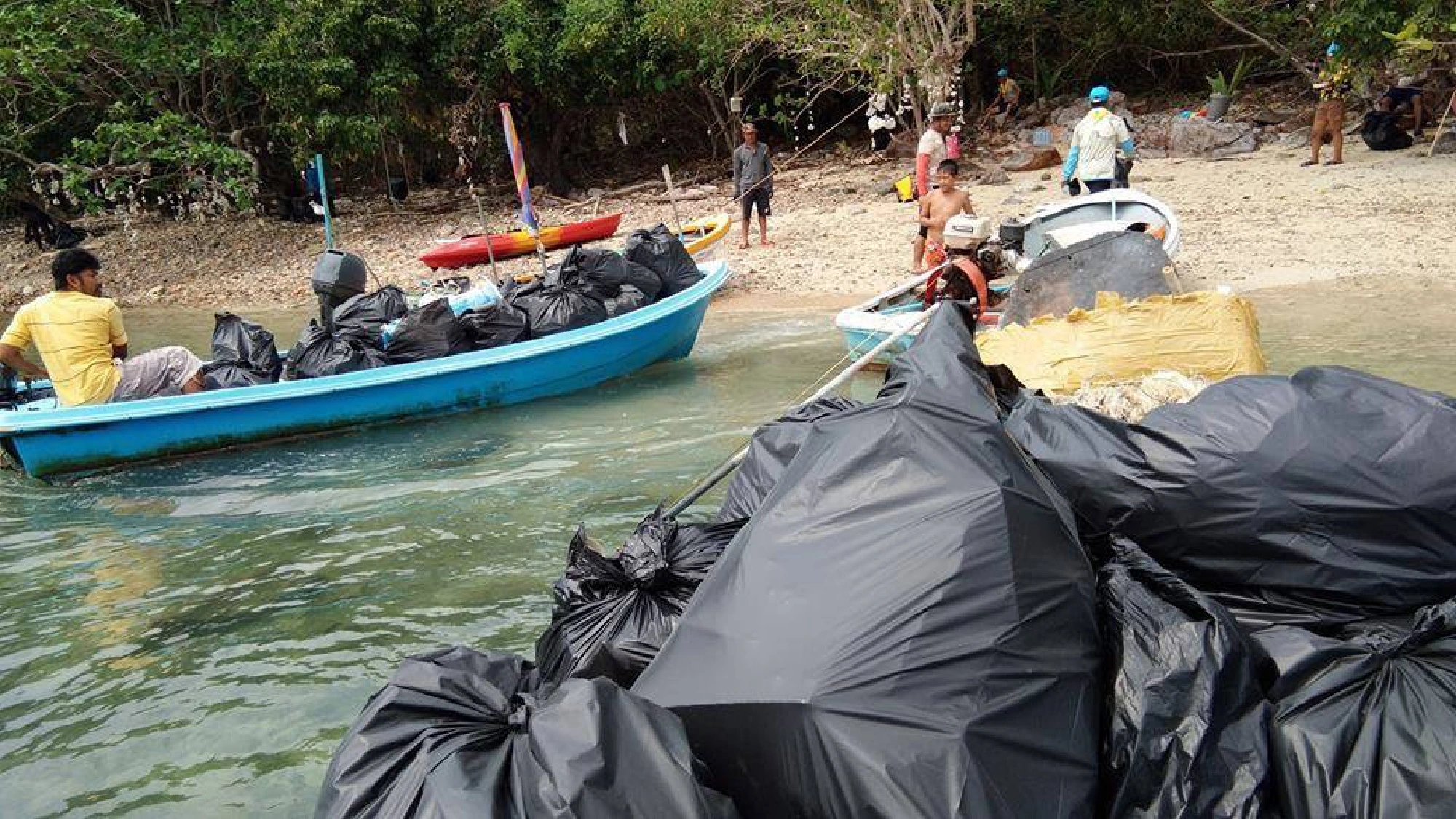 Group seeks volunteers for trash collection