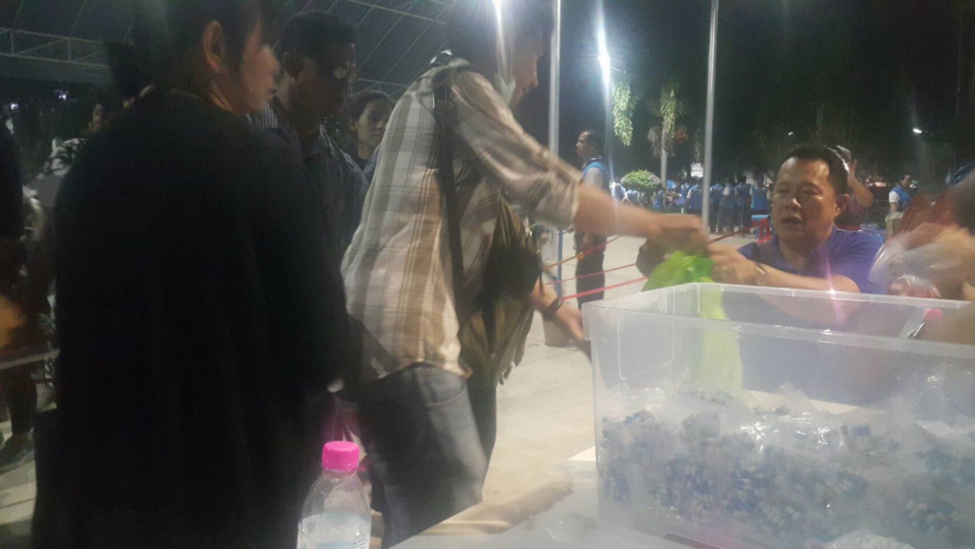 Roads jammed as 30,000 people line up for free herbal cancer ‘cure’