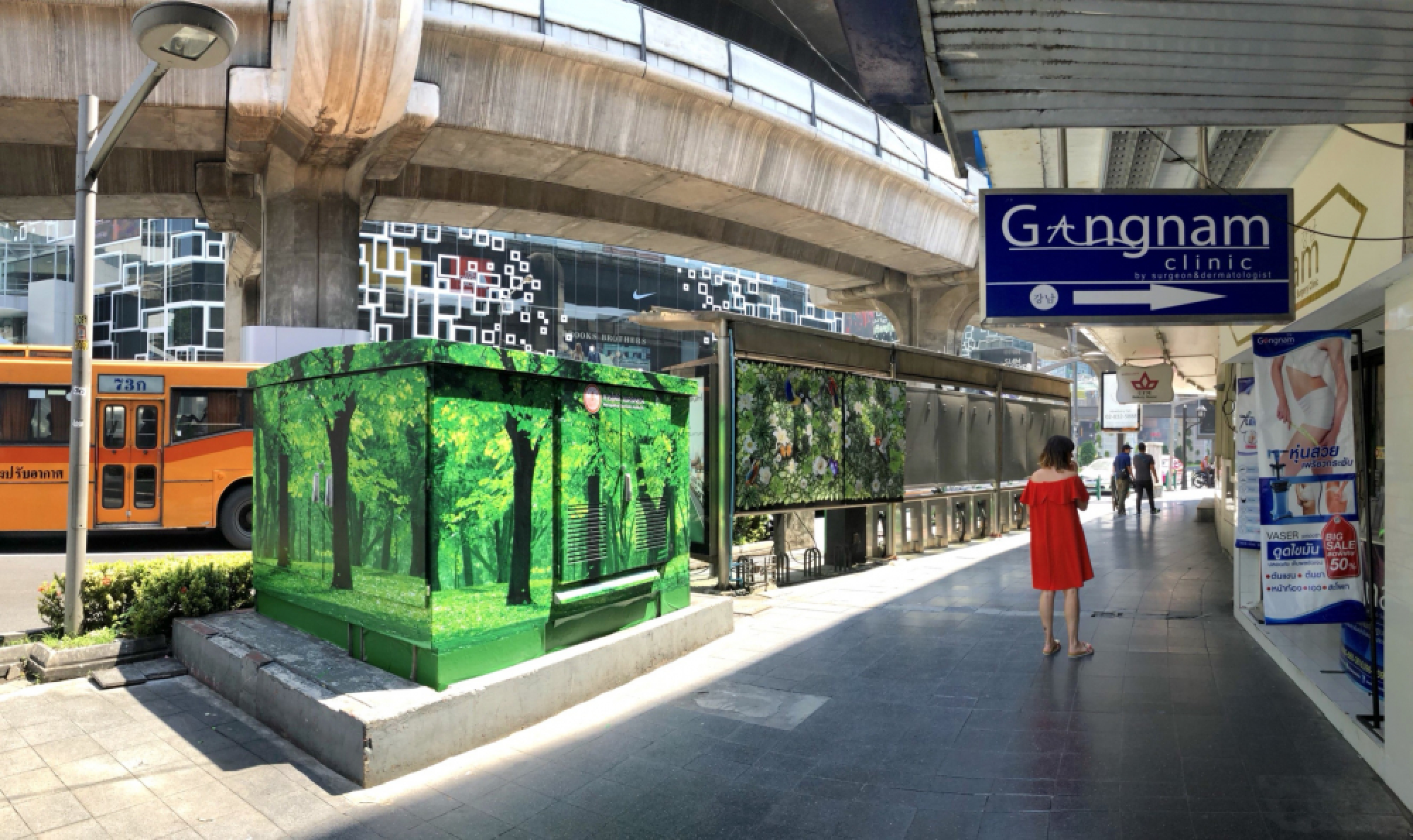 MEA brings happiness to BKK residents during Songkran festival