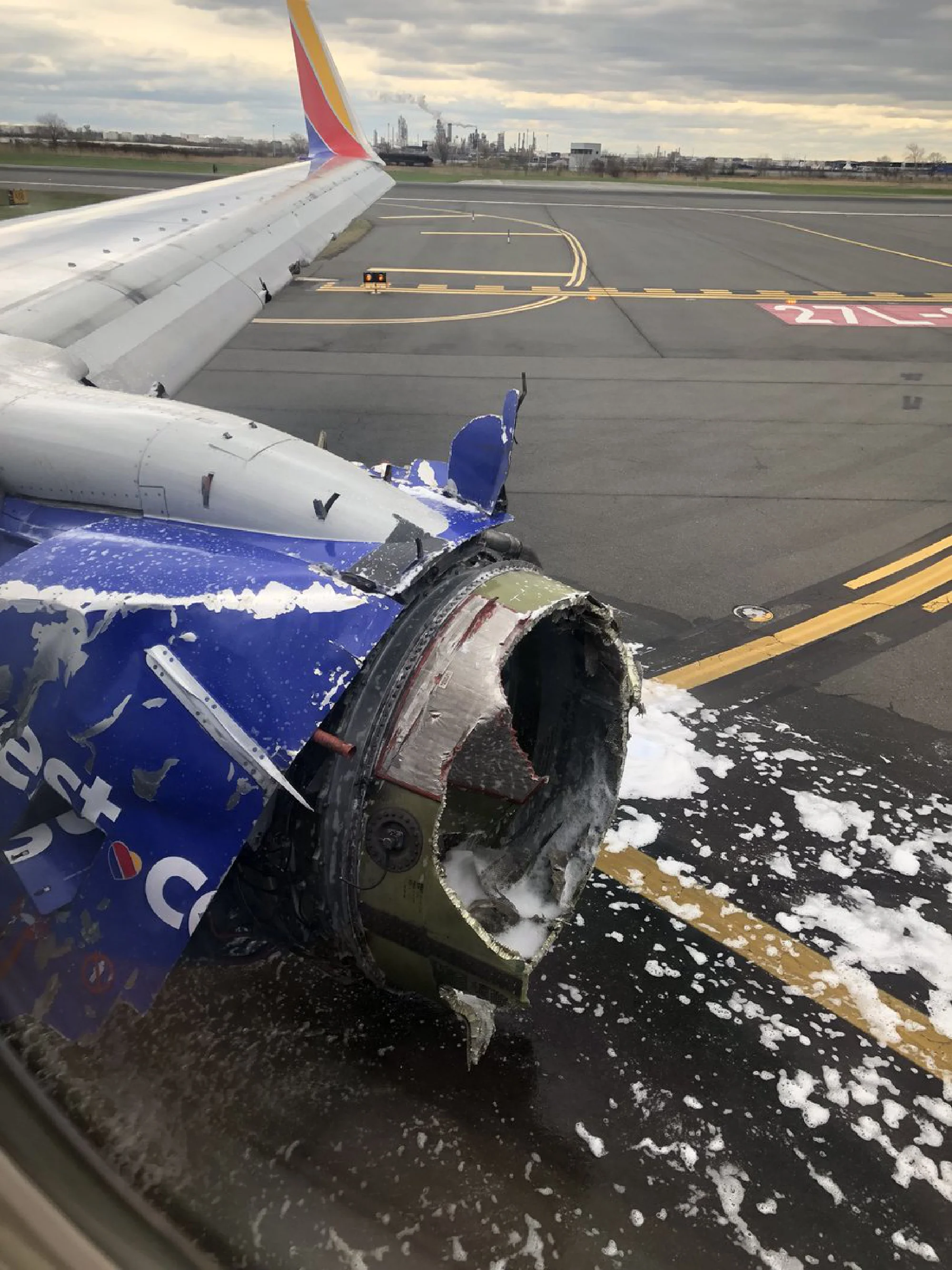 One dead as jet engine fails on New York-Dallas flight