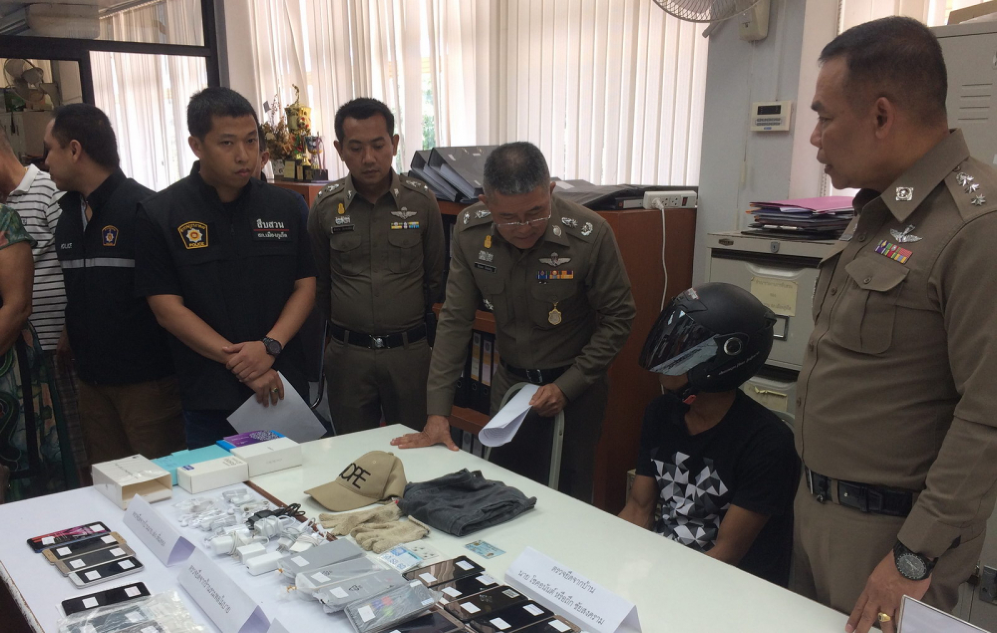 Rassada phone thieves arrested: police
