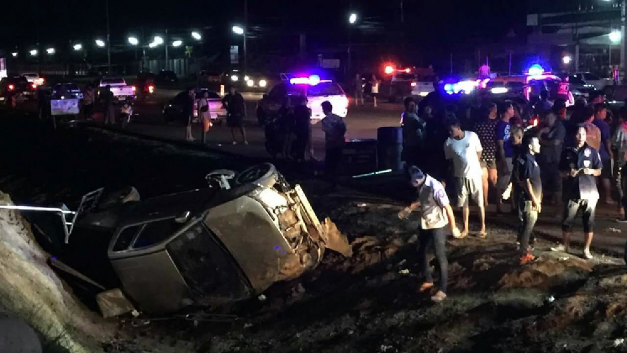 5 Songkran celebrants killed, 4 injured as pickup flips in Sa Kaew