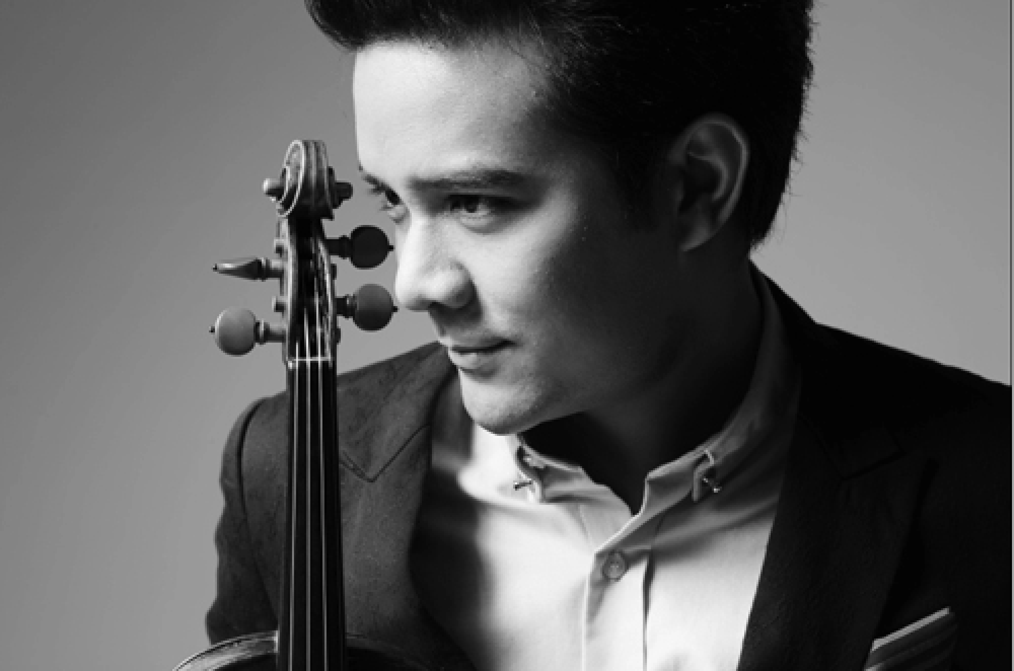 Sibs stop in Bangkok