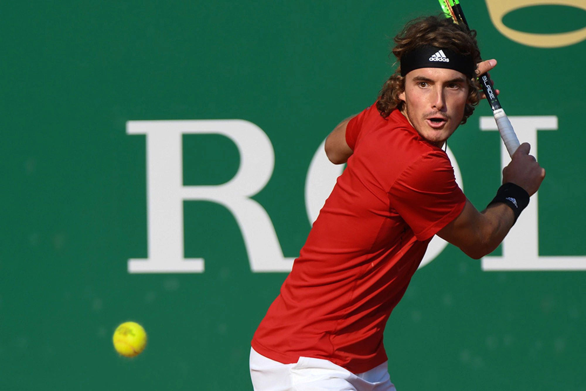 Red-hot Tsitsipas to face Nadal in Barcelona final